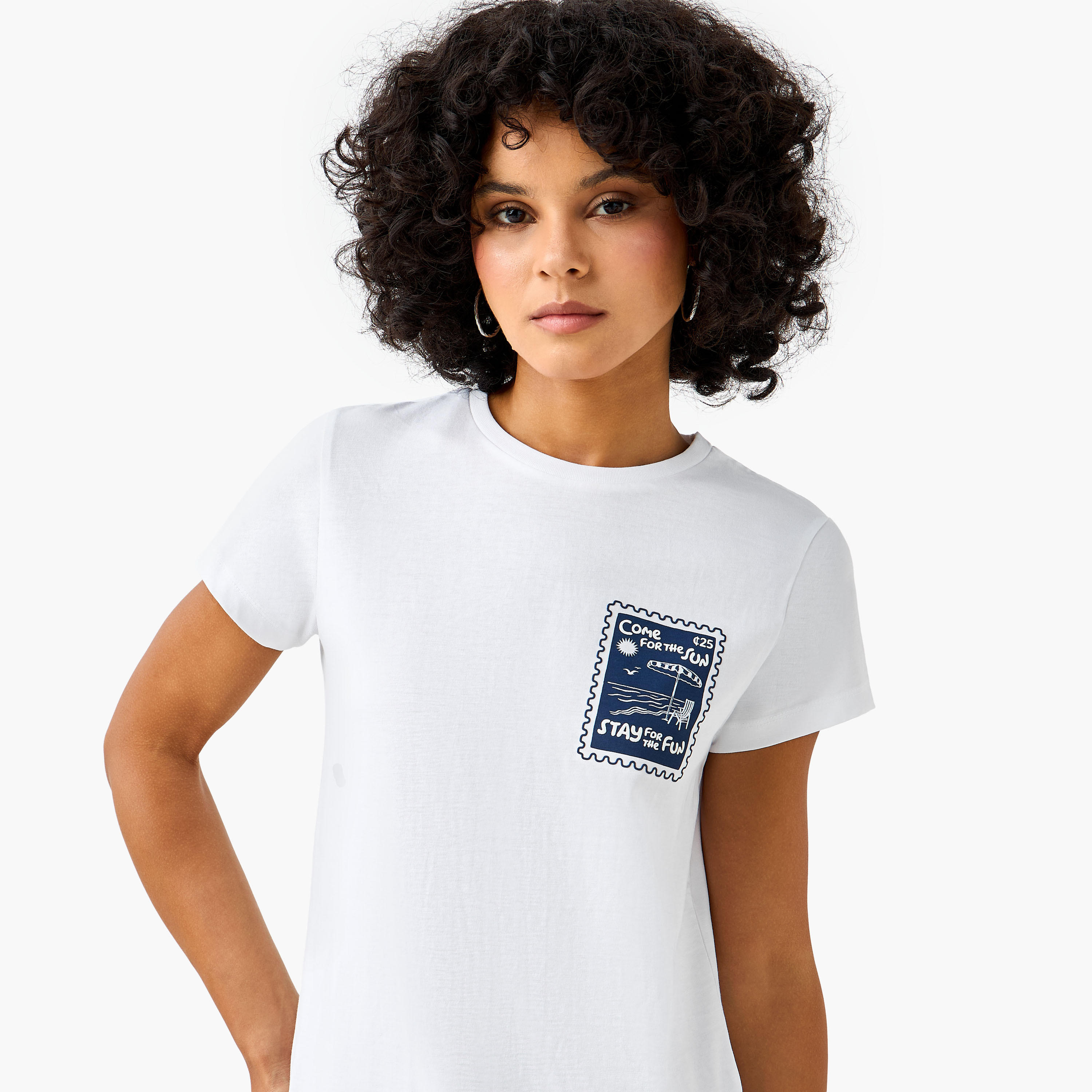 تيشيرت قطن بقصة عادية وطبعات-women-clothing-tshirts-image-1