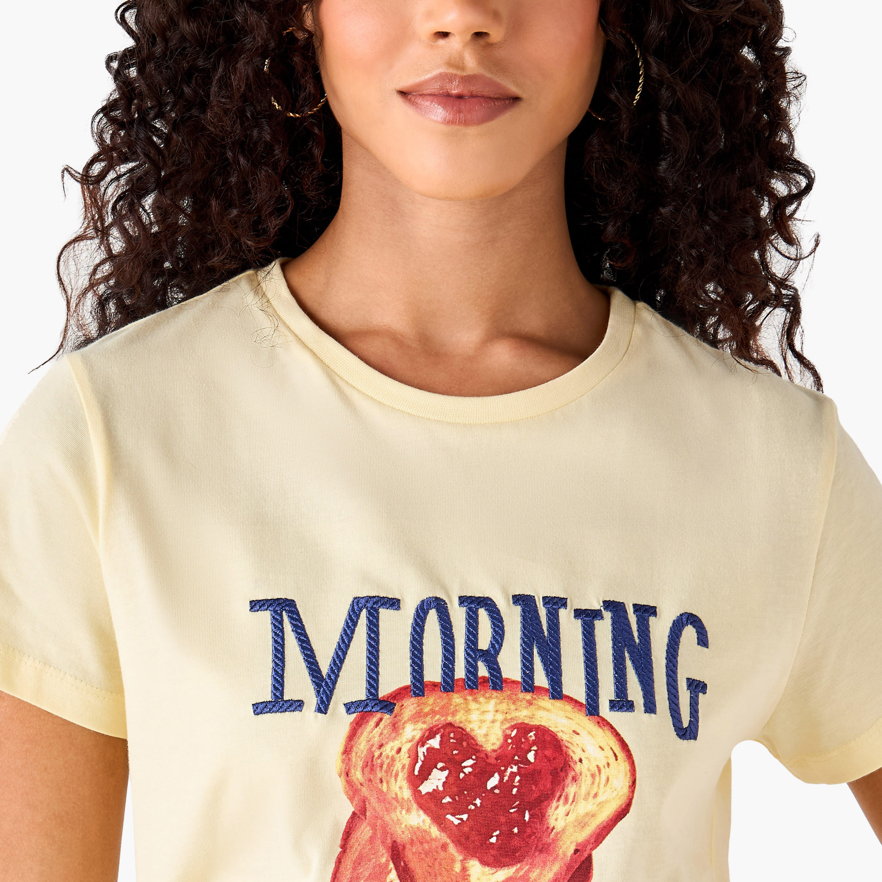 تيشيرت قطن بقصة عادية وطبعات-women-clothing-tshirts-image-6