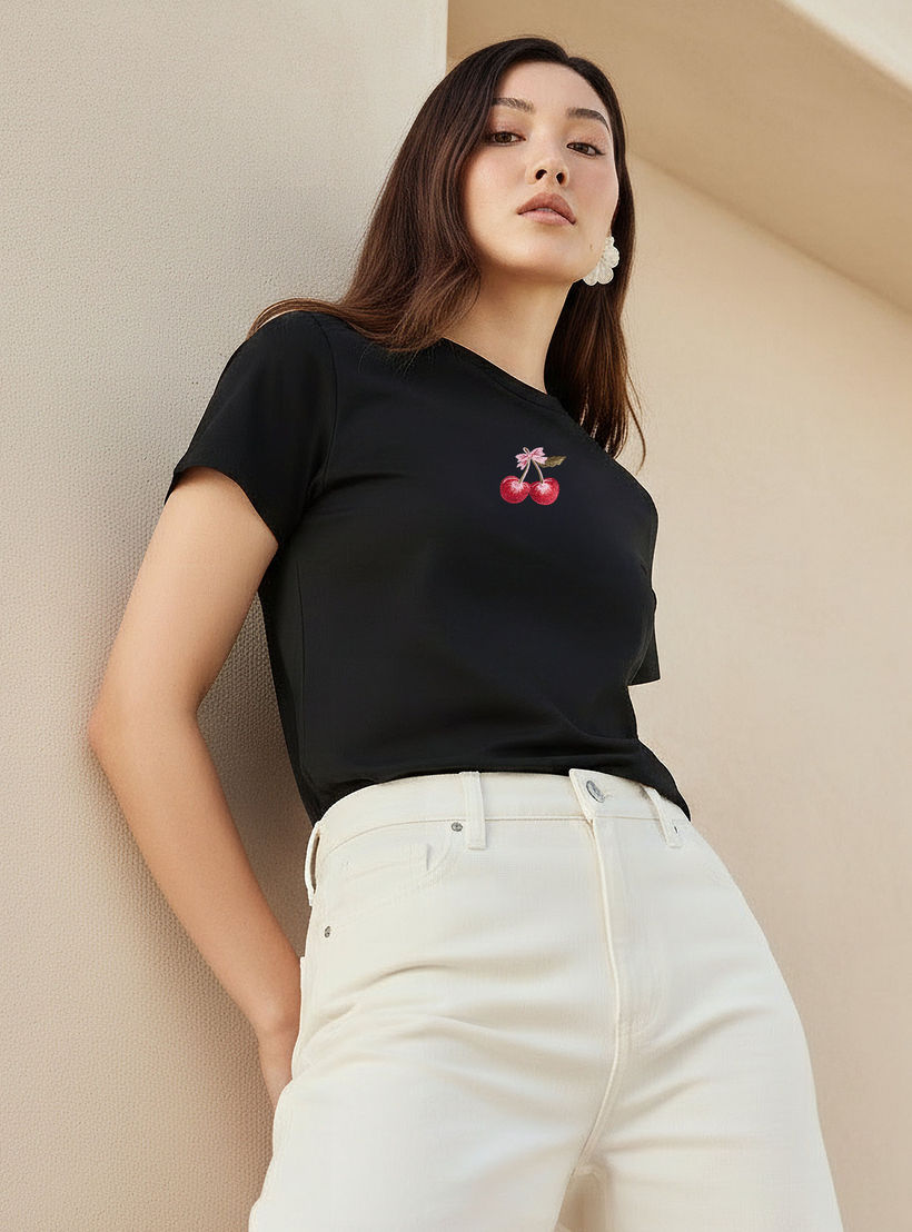 تيشيرت قطن بتطريز-women-clothing-tshirts-image-7
