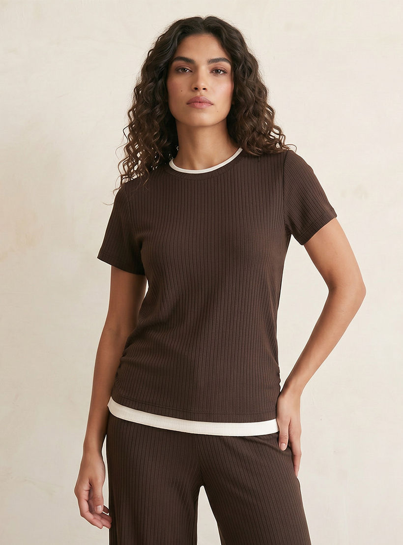 تيشيرت بتفاصيل كسرات من سبلاش يوث-women-clothing-tshirts-image-1