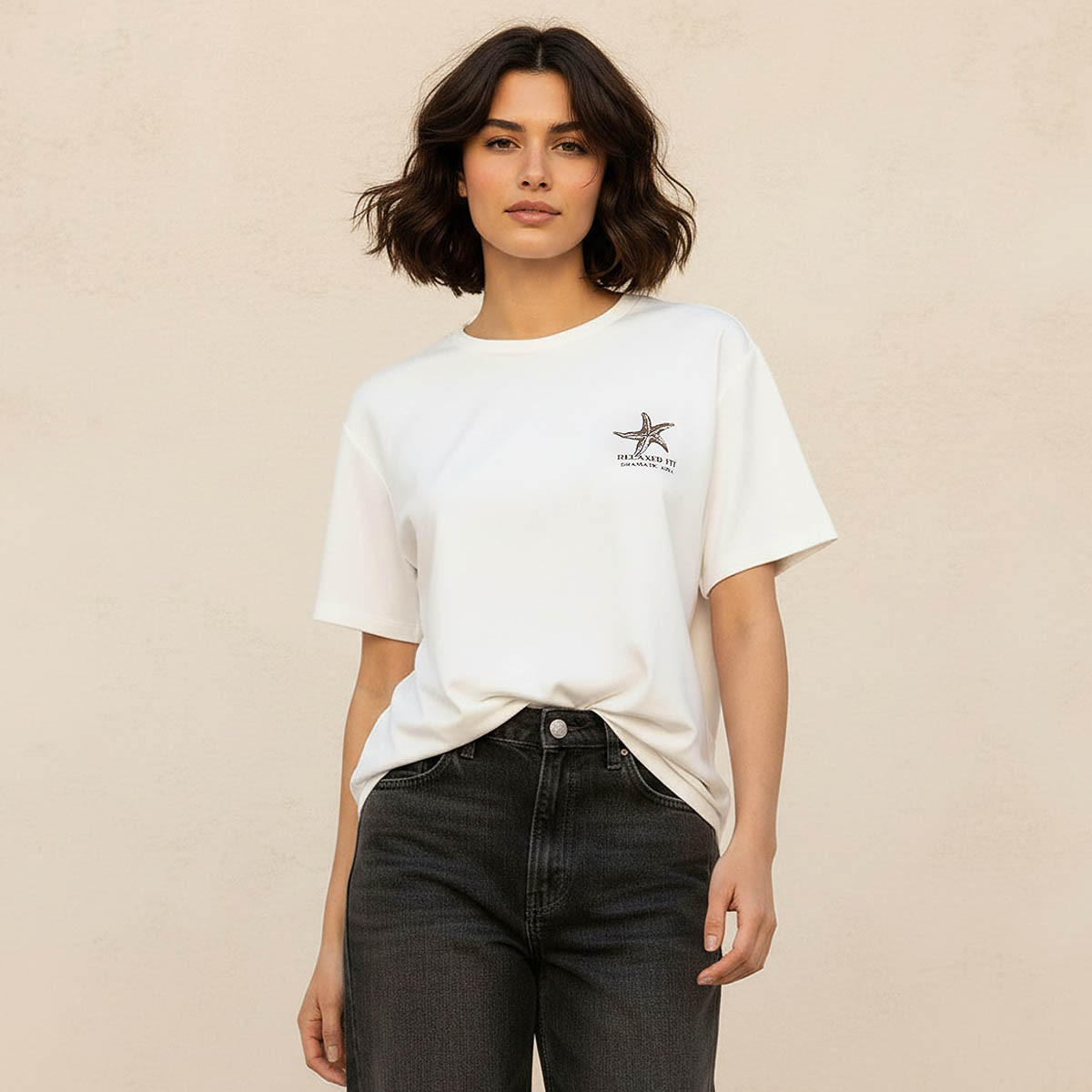 تيشيرت ناعم بطبعة أصداف بحرية من نيوبرين-women-clothing-tshirts-image-1