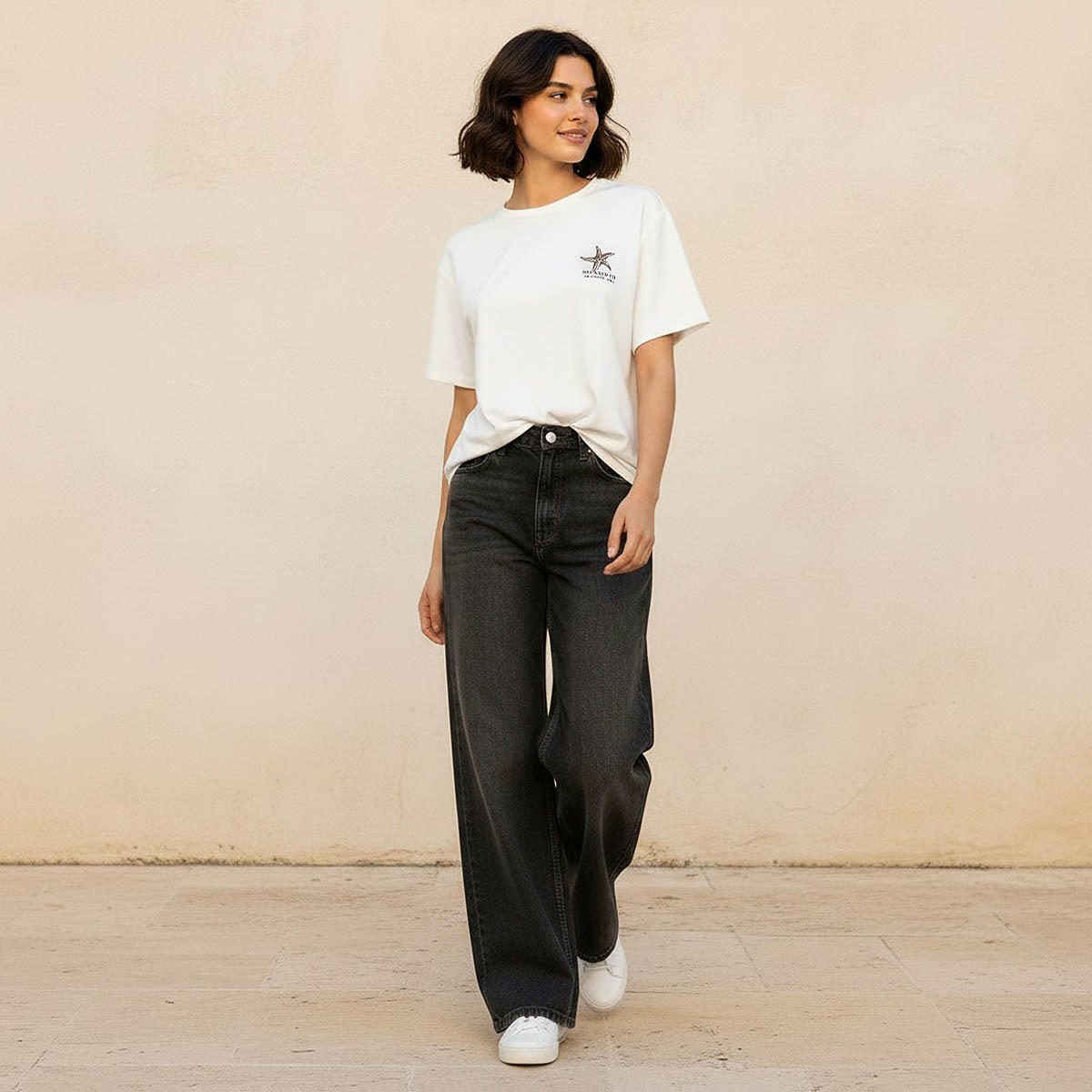 تيشيرت ناعم بطبعة أصداف بحرية من نيوبرين-women-clothing-tshirts-image-3