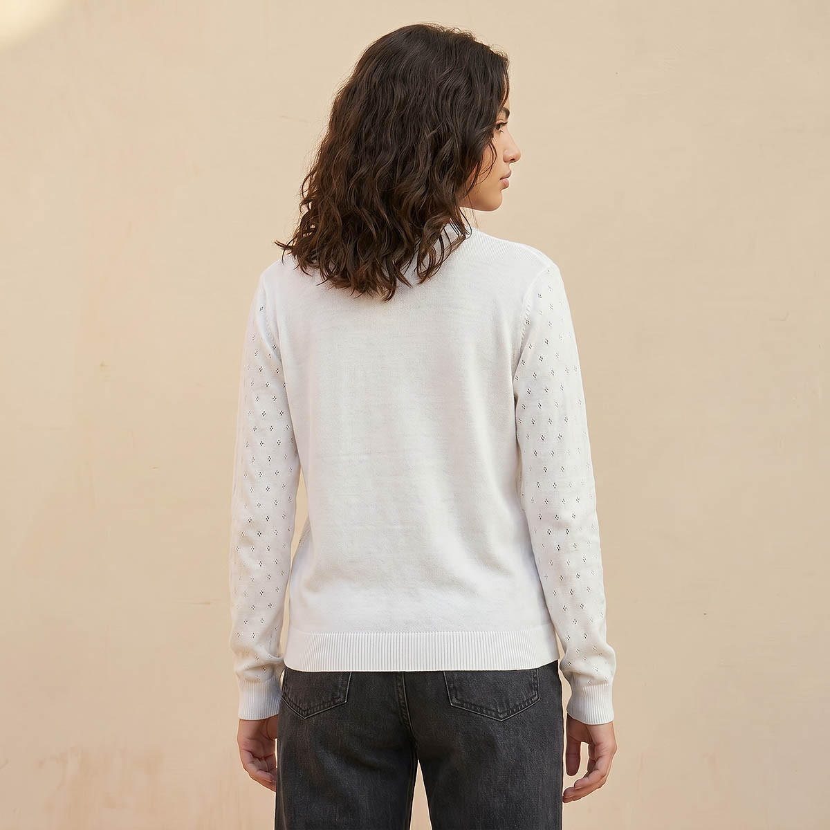 كارديجان منسوج بياقة V-women-winterwear-cardigansandjumpers-cardigans-image-4