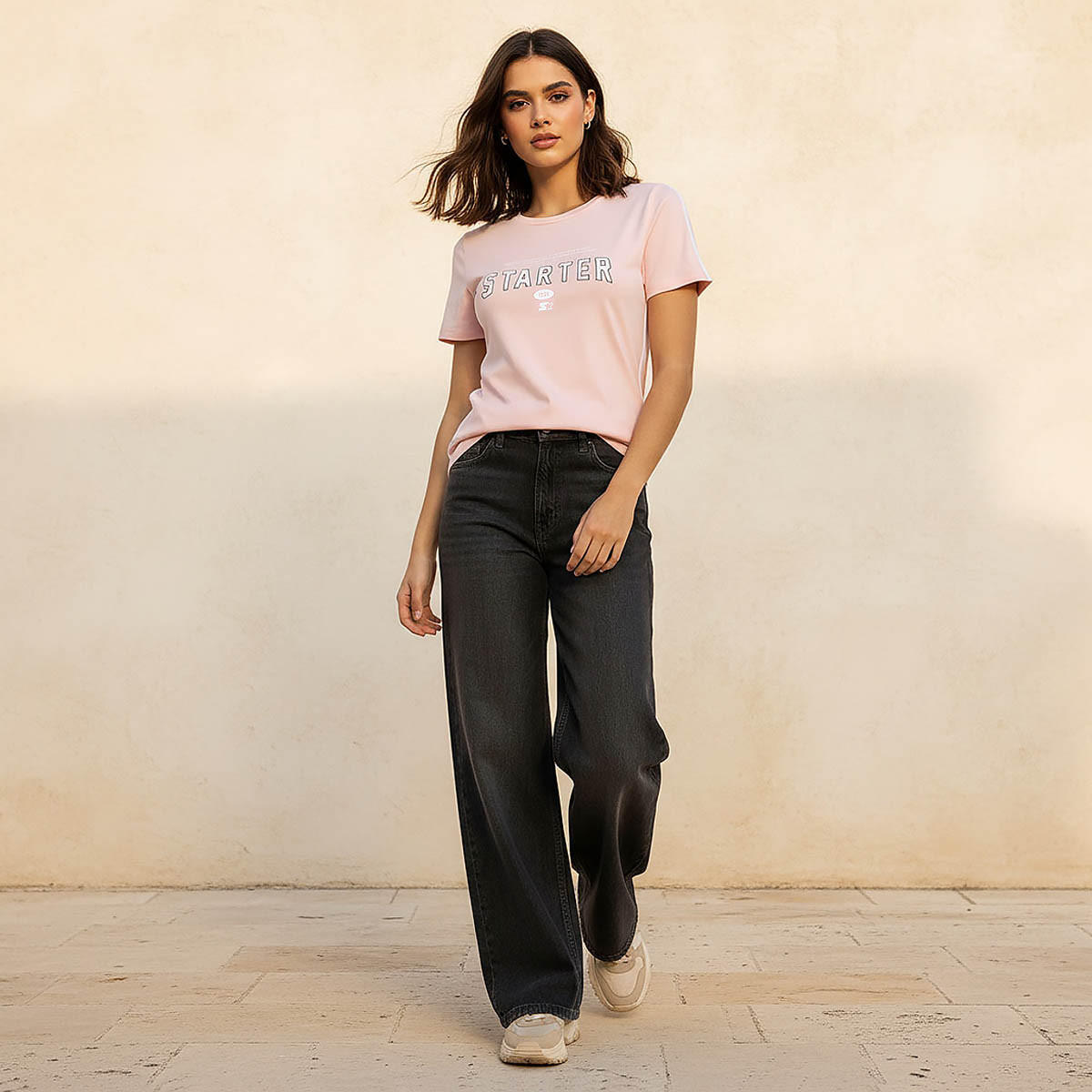 تيشيرت بتفاصيل بارزة متباينة من ستارتر-women-clothing-tshirts-image-3