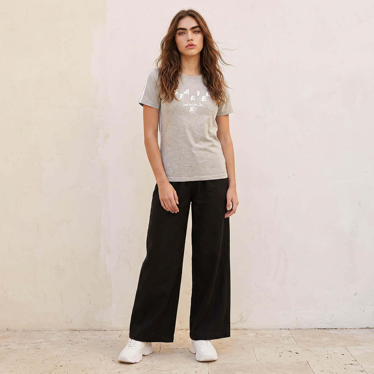 تيشيرت بتفاصيل بارزة متباينة من ستارتر-women-clothing-tshirts-image-3