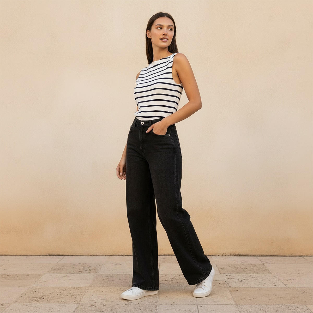 بلوزة مضلعة بقصة ضيقة من سبلاش يوث-women-clothing-tshirts-image-5
