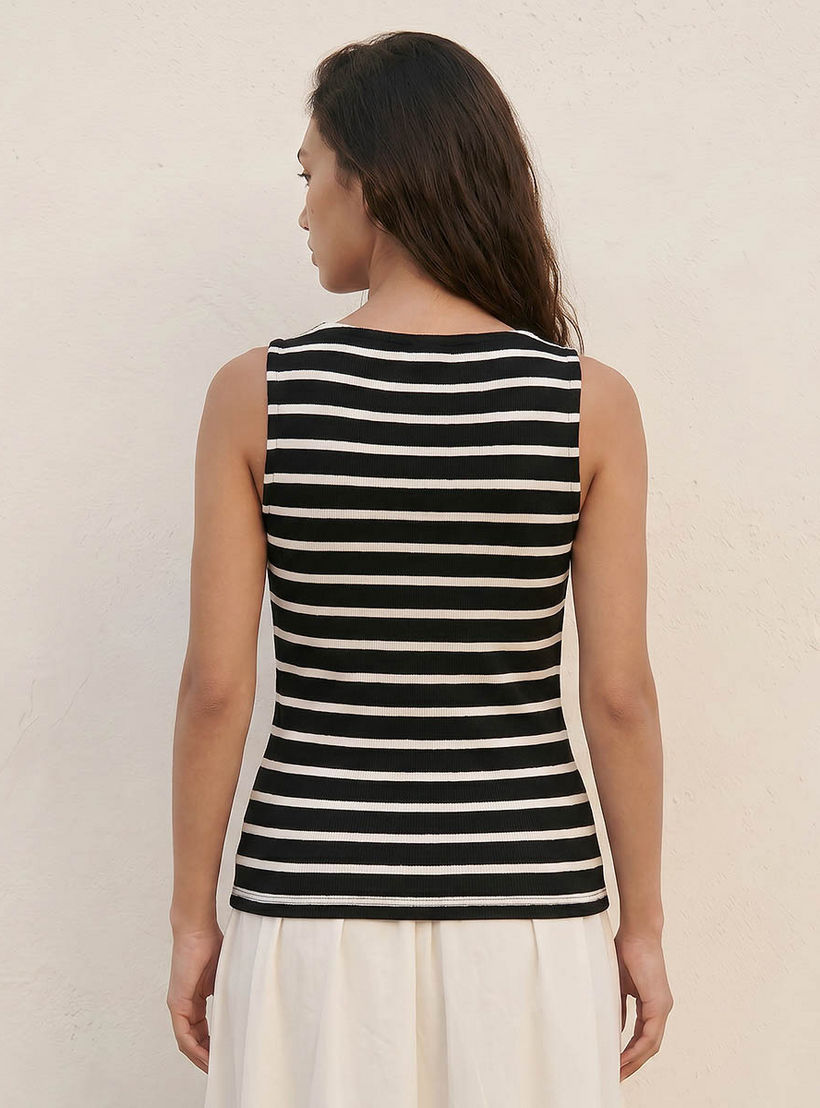 بلوزة مضلعة بقصة ضيقة من سبلاش يوث-women-clothing-tshirts-image-4