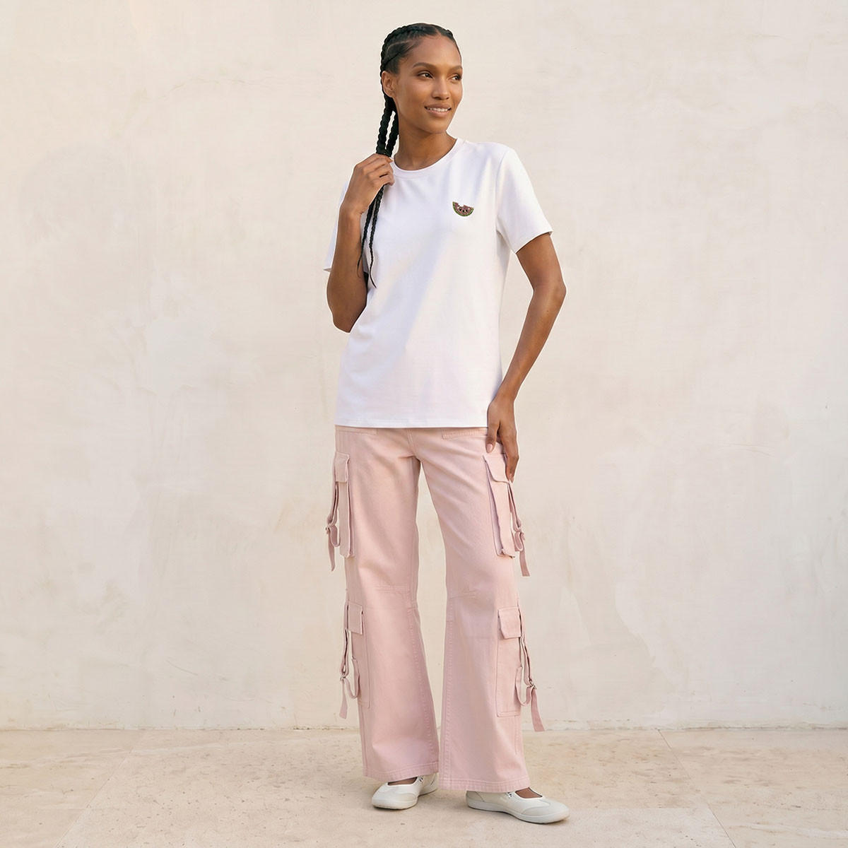 تيشيرت بزينة بروش من سبلاش يوث-women-clothing-tshirts-image-3