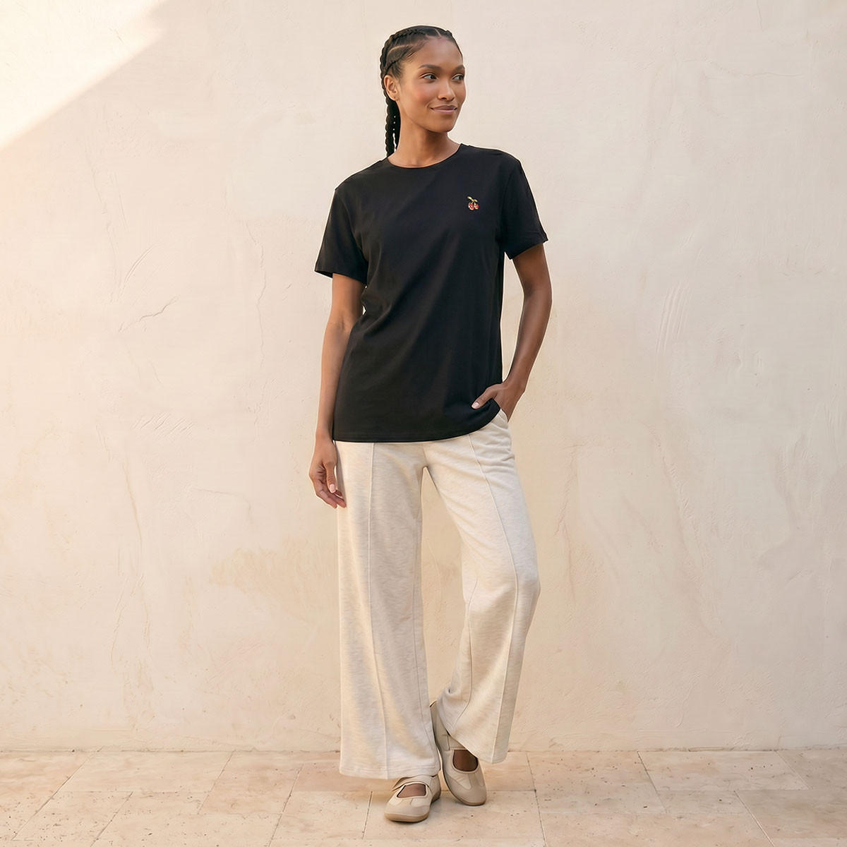 تيشيرت بزينة بروش من سبلاش يوث-women-clothing-tshirts-image-3