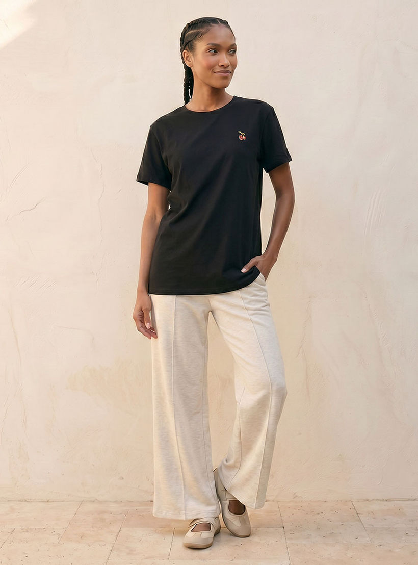 تيشيرت بزينة بروش من سبلاش يوث-women-clothing-tshirts-image-3