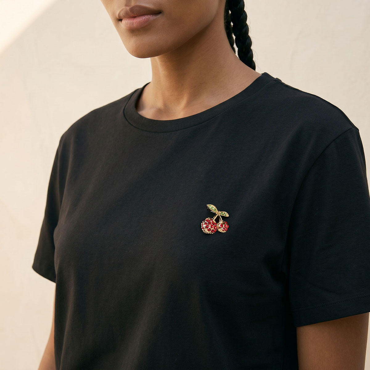 تيشيرت بزينة بروش من سبلاش يوث-women-clothing-tshirts-image-6