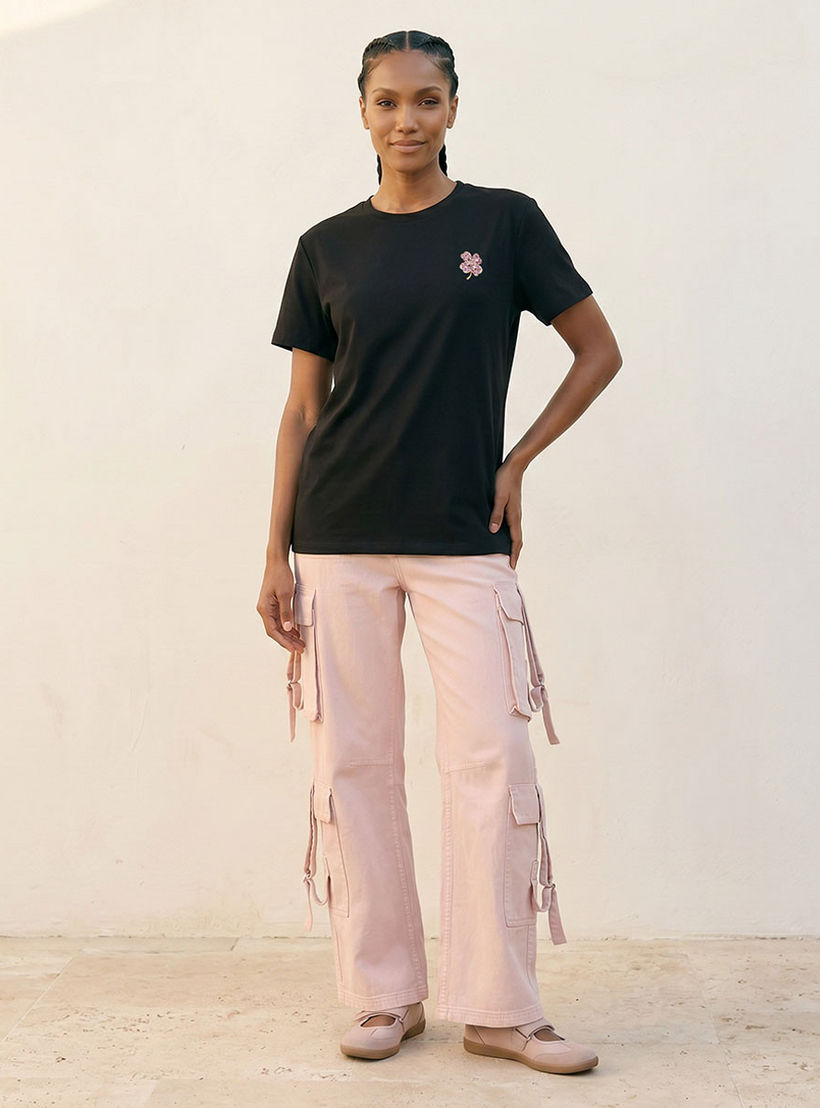 تيشيرت بزينة بروش من سبلاش يوث-women-clothing-tshirts-image-3