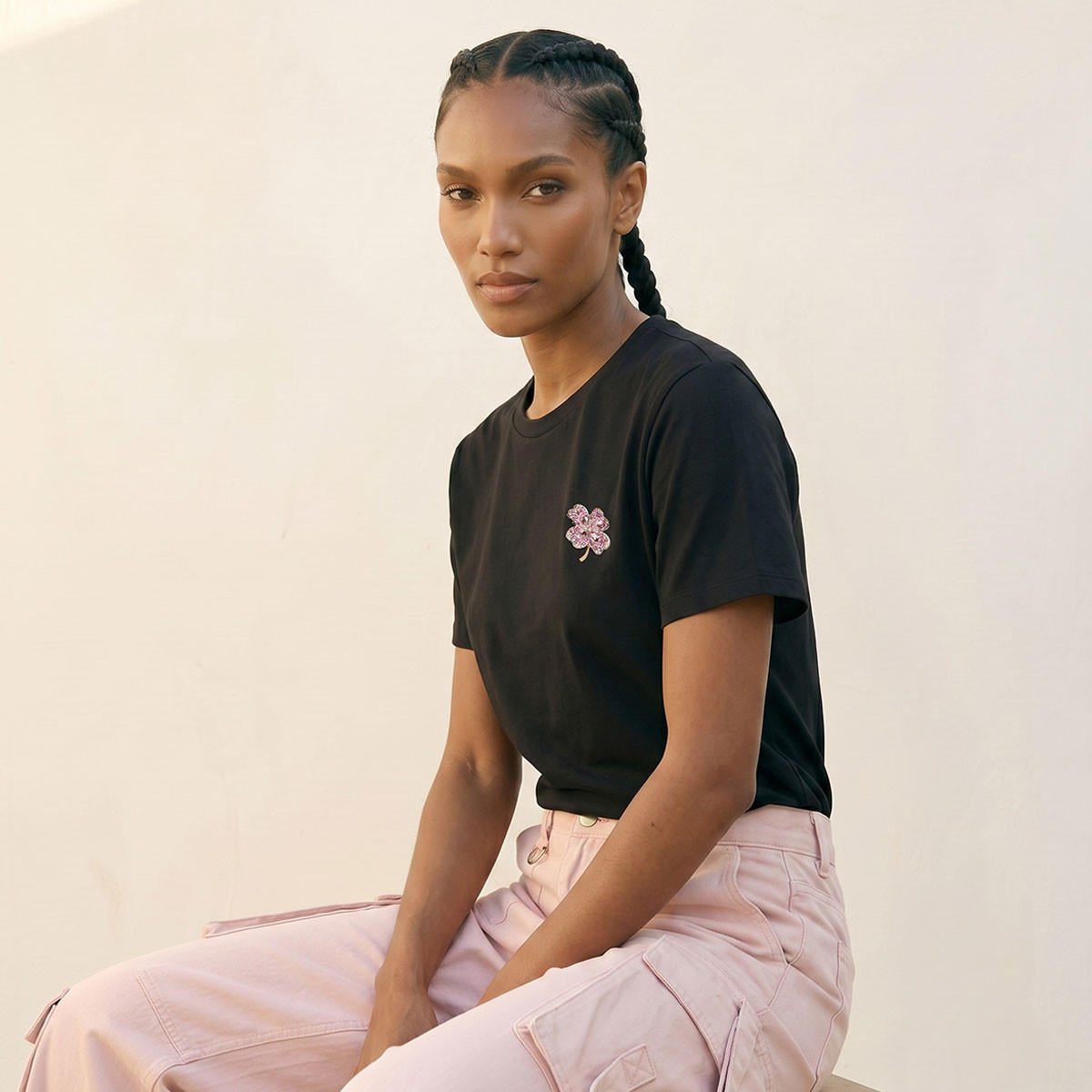 تيشيرت بزينة بروش من سبلاش يوث-women-clothing-tshirts-image-5