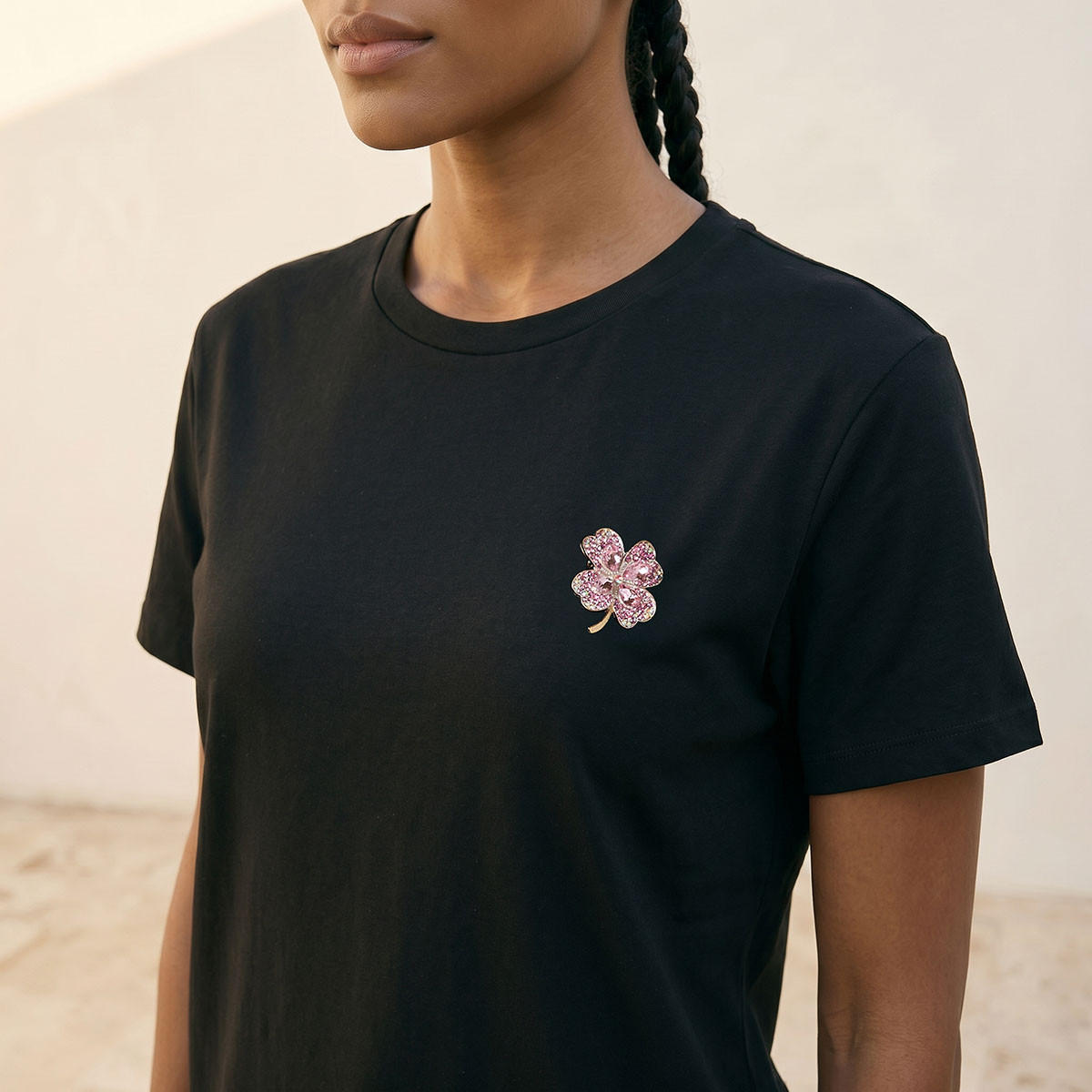 تيشيرت بزينة بروش من سبلاش يوث-women-clothing-tshirts-image-6