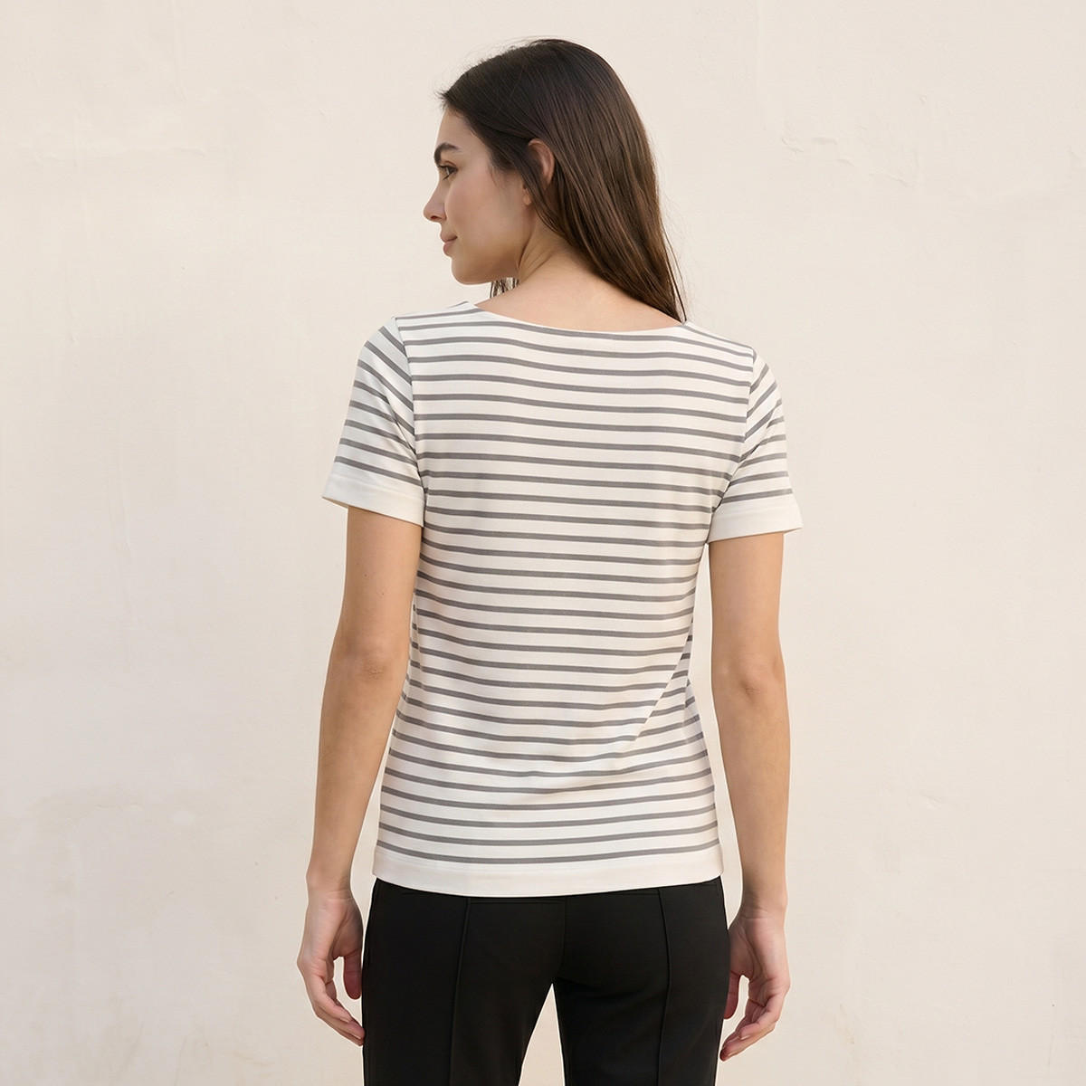 تيشيرت مقلم بقصة ضيقة وياقة مريعة بدون درزات من سبلاش يوث-women-clothing-tshirts-image-4
