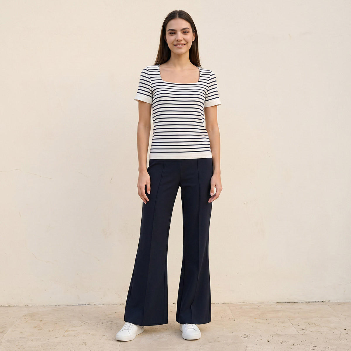 تيشيرت مقلم بقصة ضيقة وياقة مريعة بدون درزات من سبلاش يوث-women-clothing-tshirts-image-3