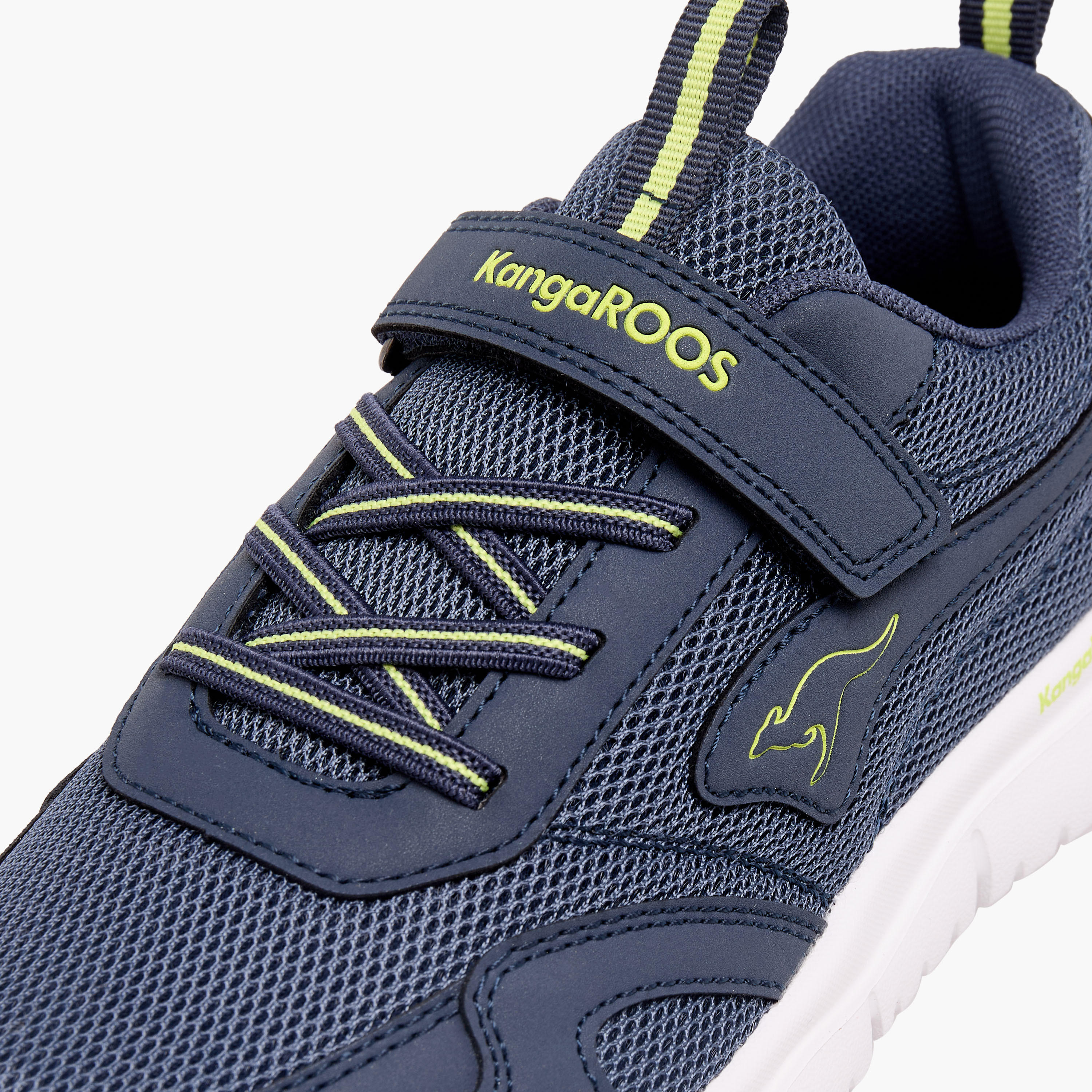 حذاء رياضي بشريط إغلاق لاصق من كانغاروز-boys-shoes-sports-image-4