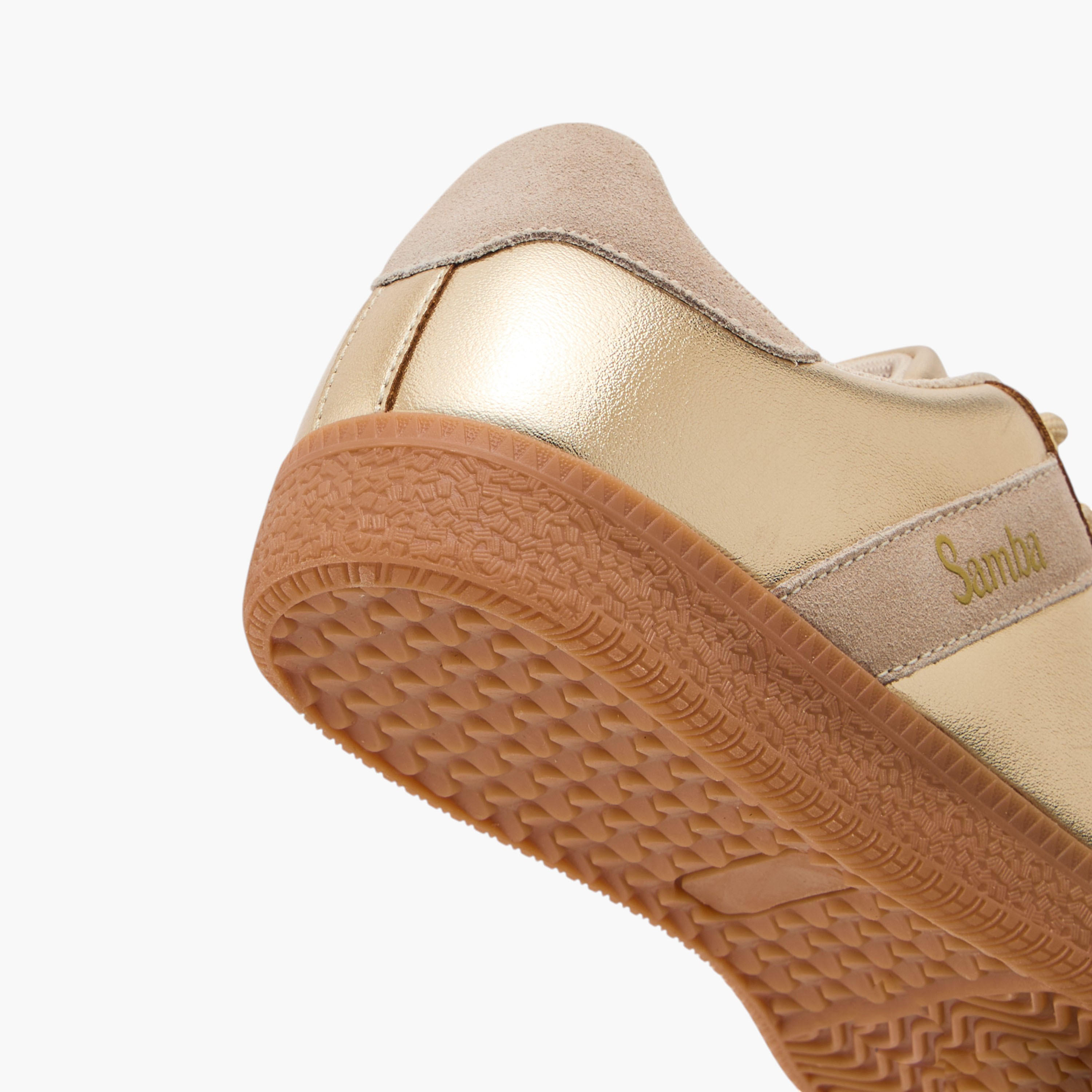 حذاء سنيكرز بألواح ورباط للنساء من سامبا-women-shoes-sneakers-image-5