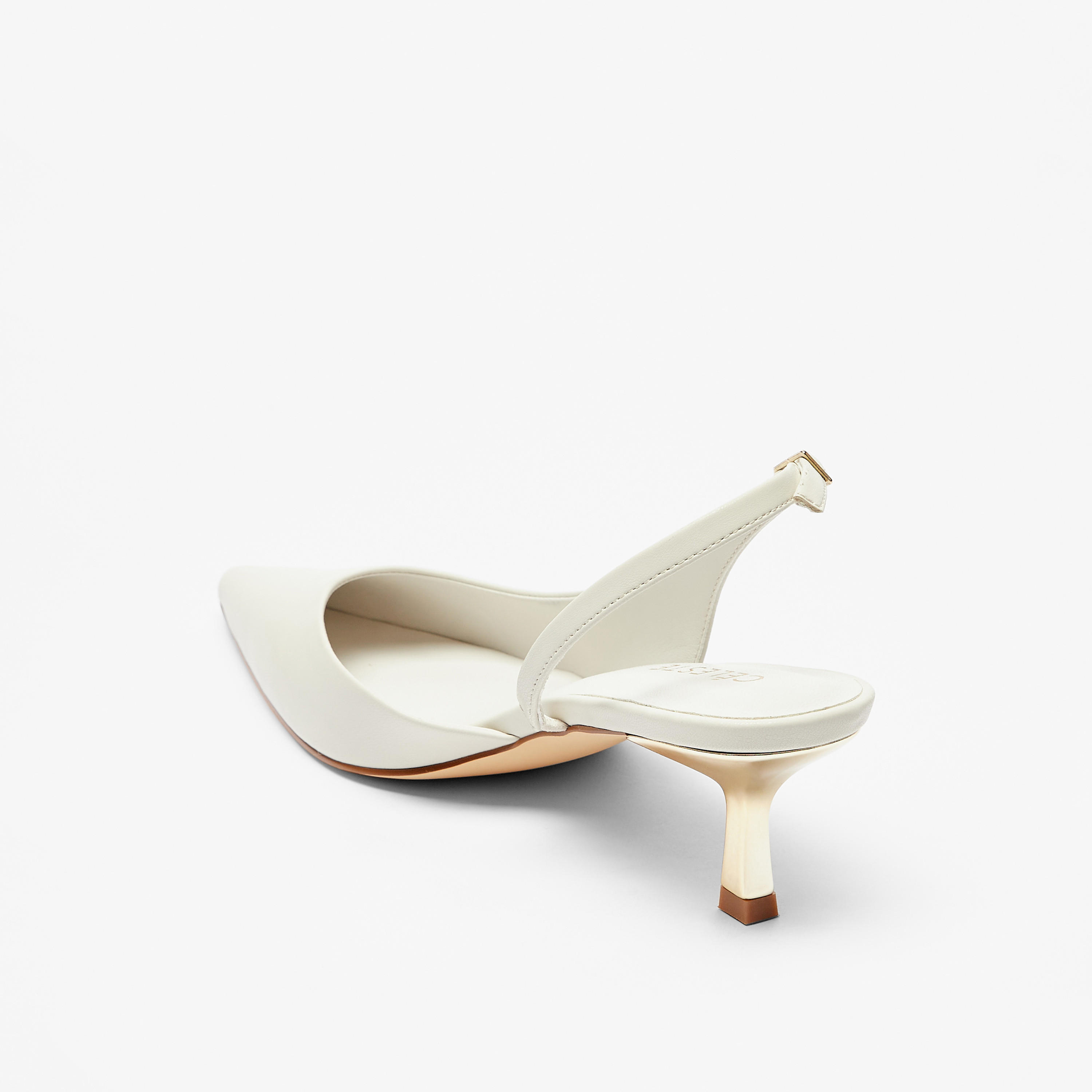 حذاء كلاسيكي سادة بكعب صغير وإبزيم إغلاق للنساء من سيليست-women-shoes-heels-image-2