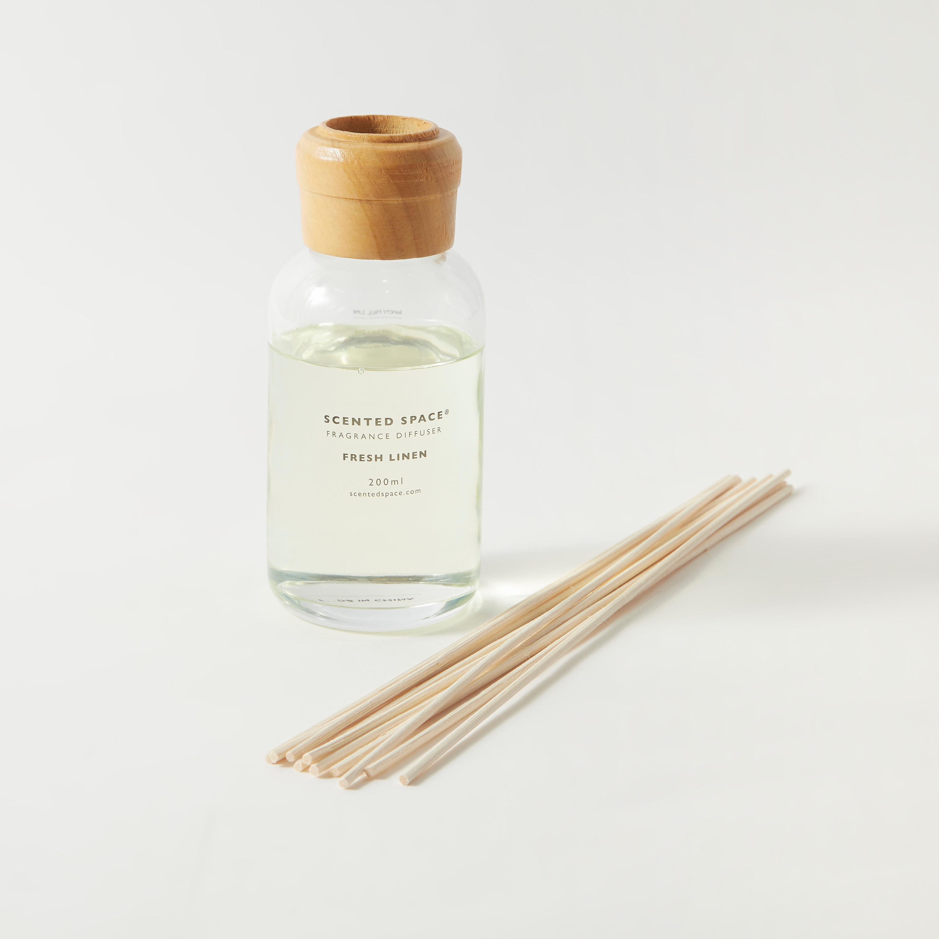 Scented Space Fresh Linen Fragrance Diffuser - 200 ml-household-homefragrance-reeddiffusers-image-2