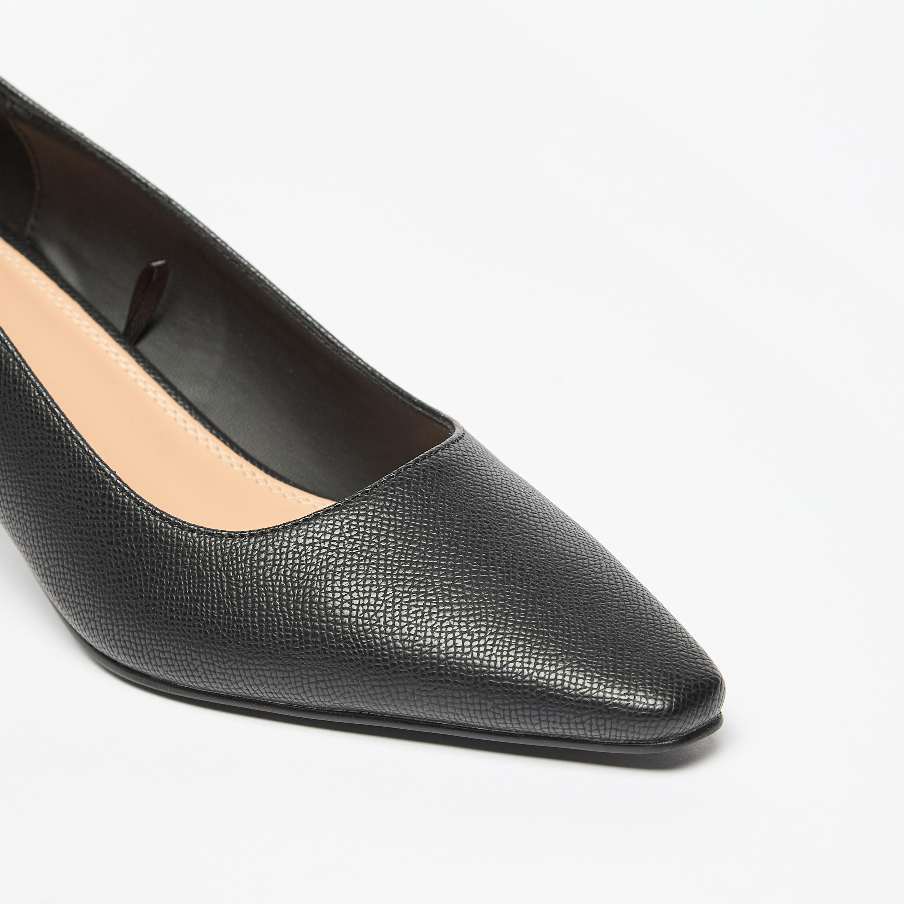 حذاء كلاسيكي سهل الارتداء بمقدمة مدببة وكعب صغير من سيليست-women-shoes-heels-image-10