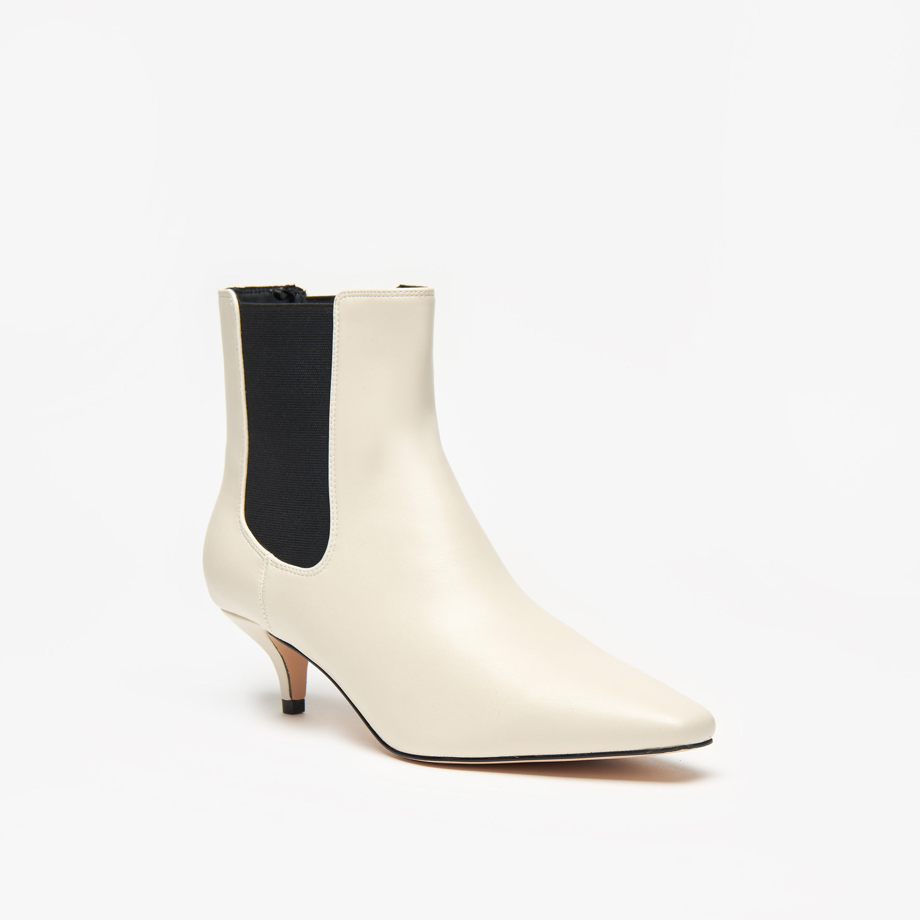 بوت نسائي سادة سهل الارتداء بطول الكاحل وكعب ستيليو من سيليست-women-shoes-boots-image-7