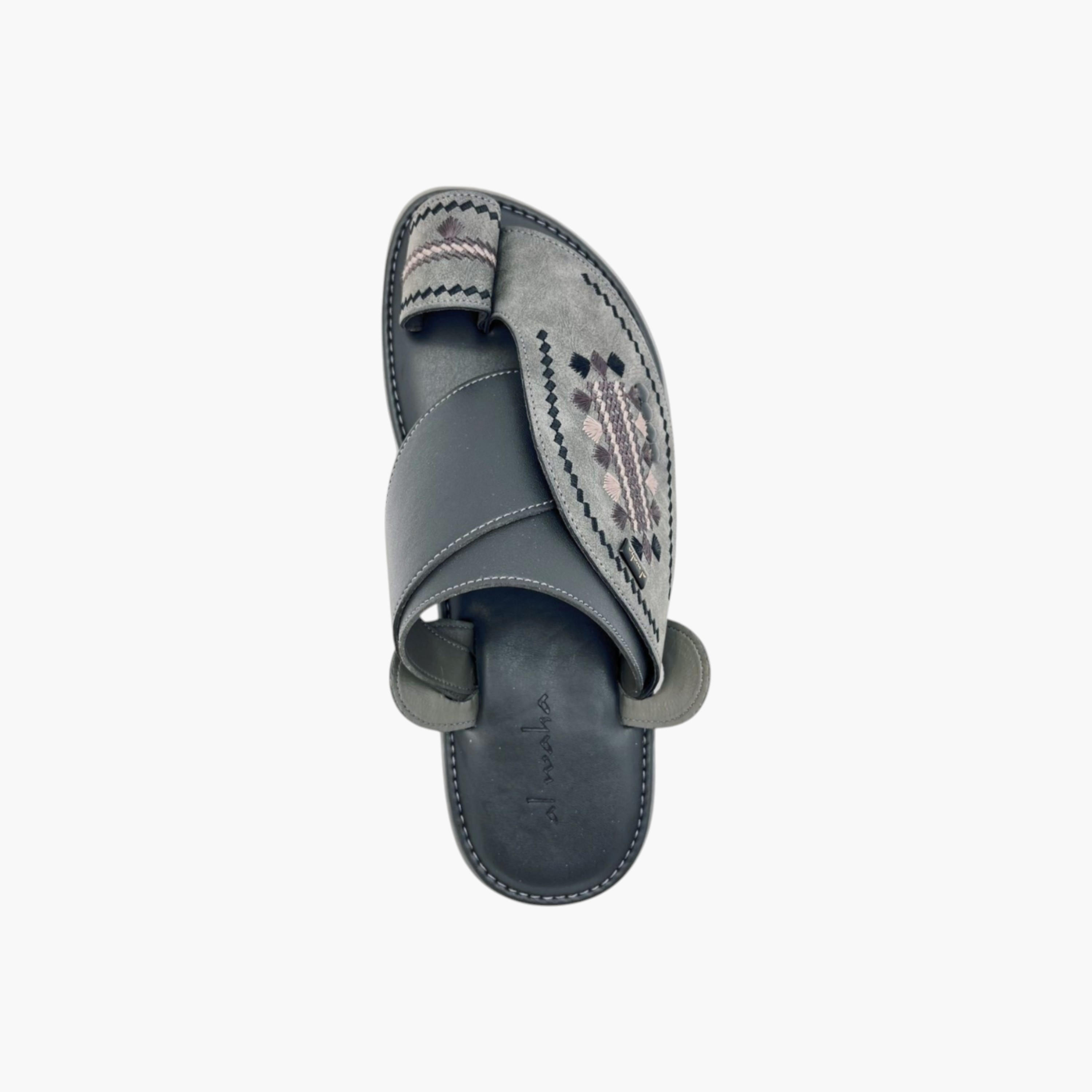 Al Waha Textured Slip-On Arabic Sandals with Toe Loop Detail-men-shoes-sandals-image-4
