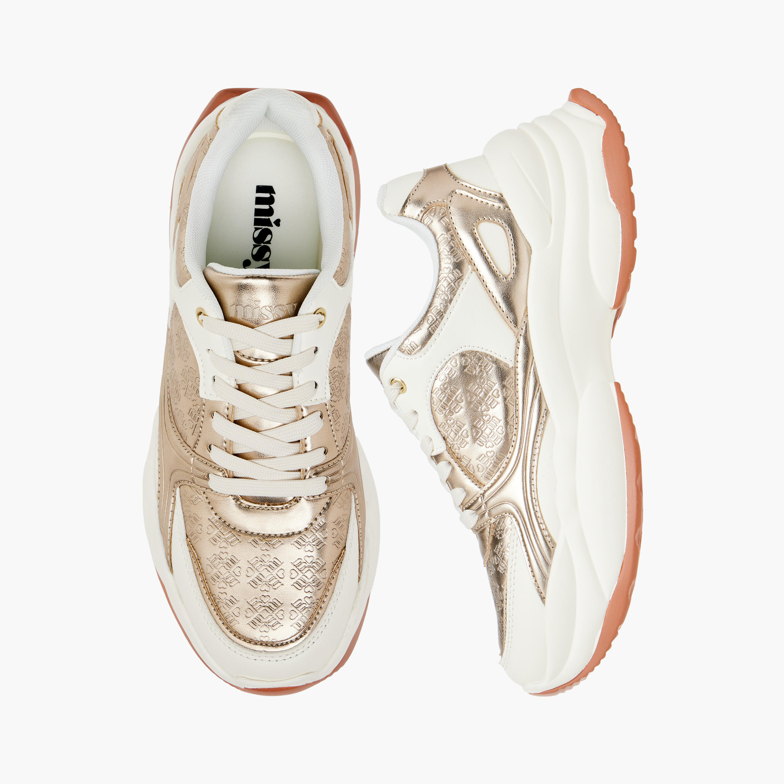حذاء سنيكرز فويل بارز الملمس برباط إغلاق من ميسي-women-shoes-sneakers-image-1