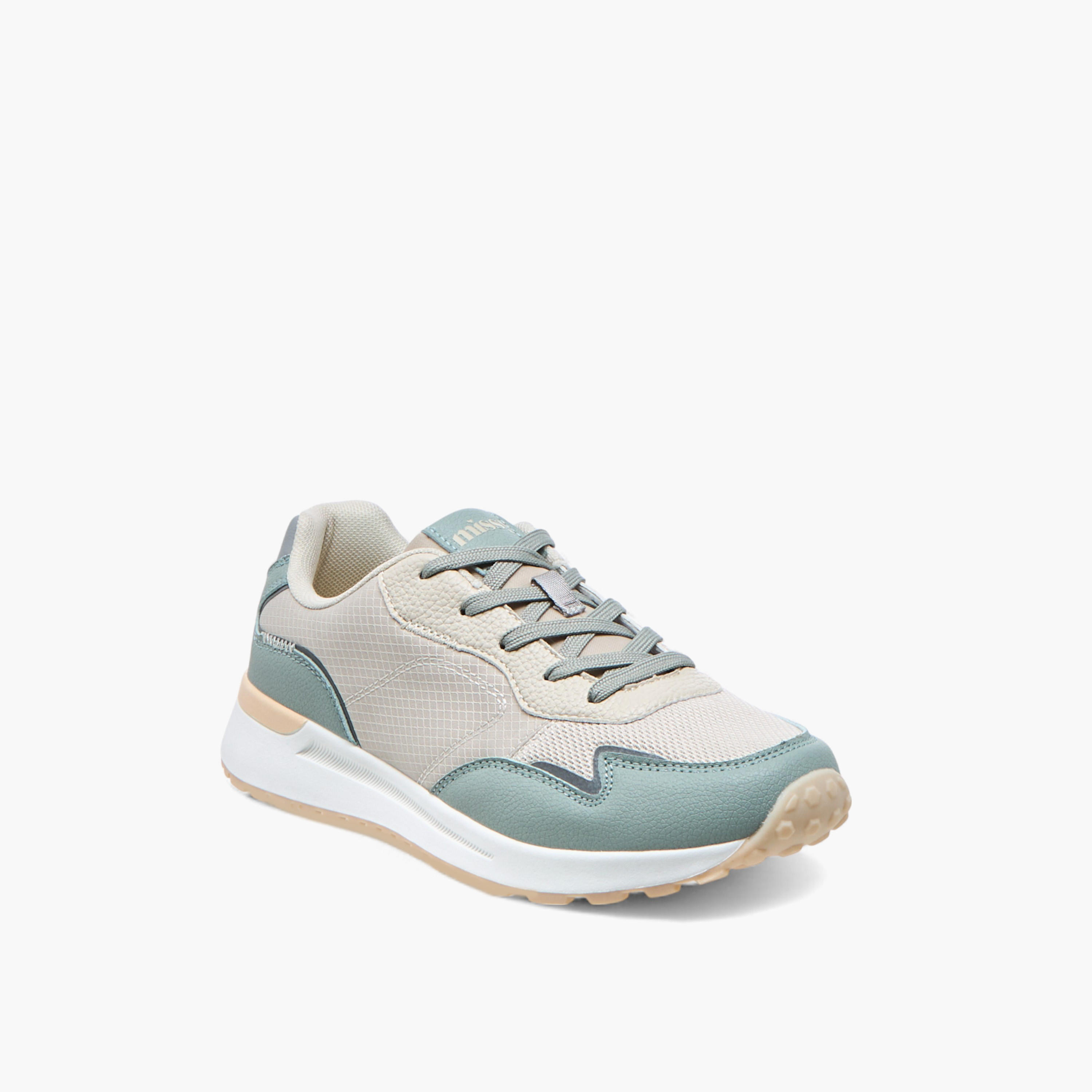 حذاء سنيكرز فلاي نيت بارز الملمس برباط إغلاق من ميسي-women-shoes-sneakers-image-7