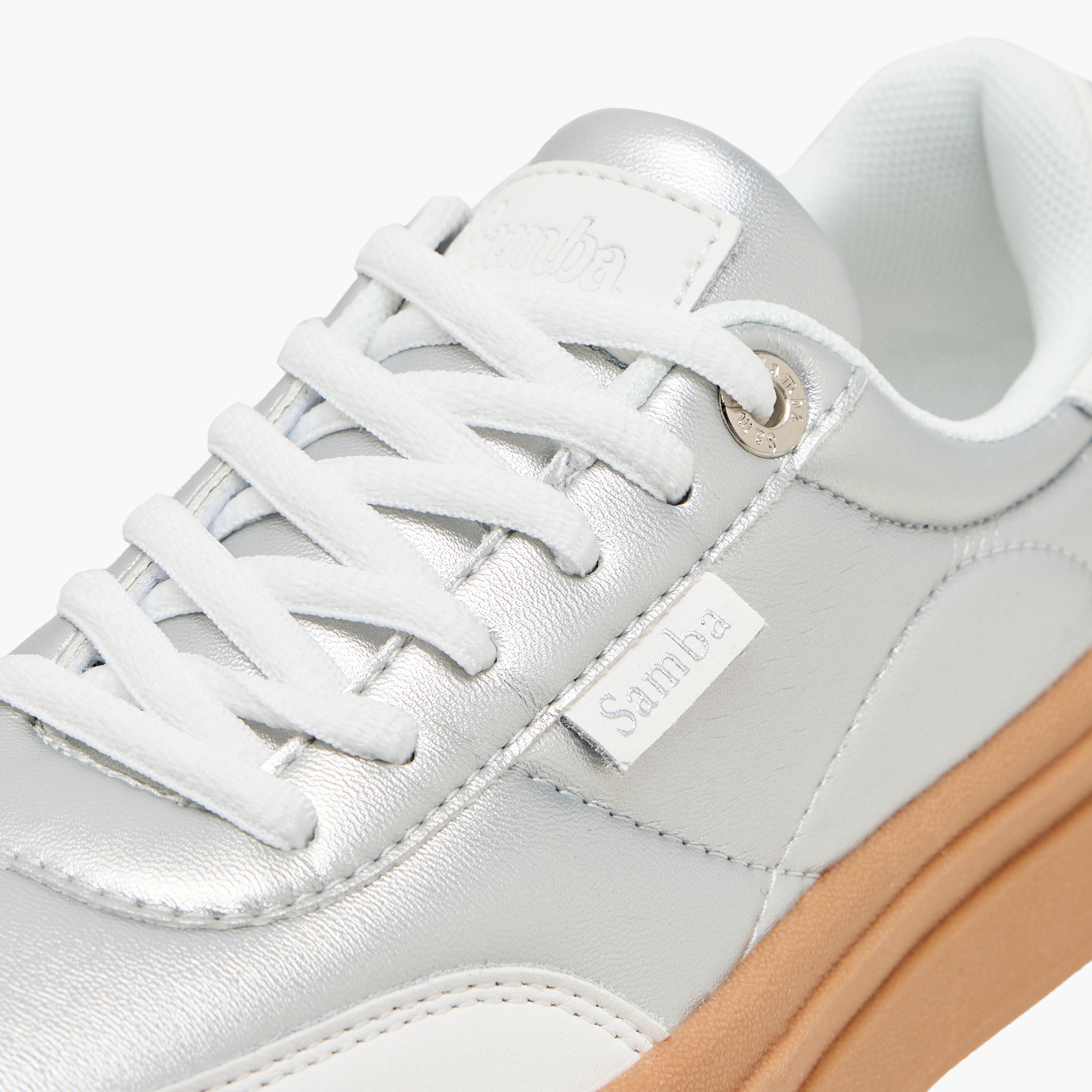 حذاء سنيكرز بألواح ورباط إغلاق للنساء من سامبا-women-shoes-sneakers-image-4