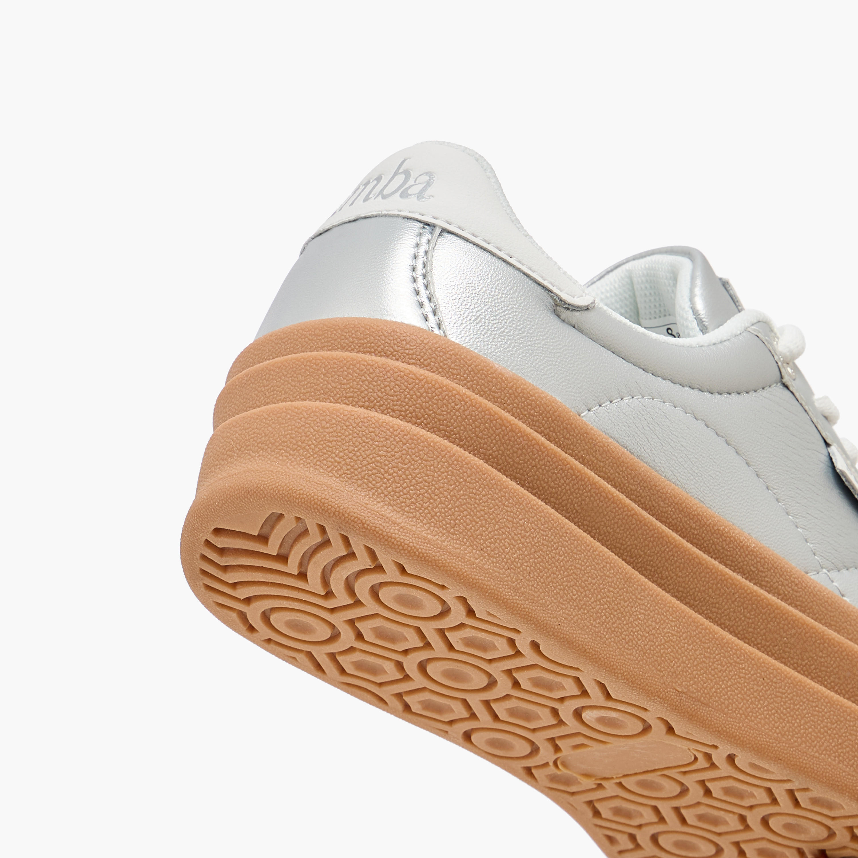 حذاء سنيكرز بألواح ورباط إغلاق للنساء من سامبا-women-shoes-sneakers-image-5