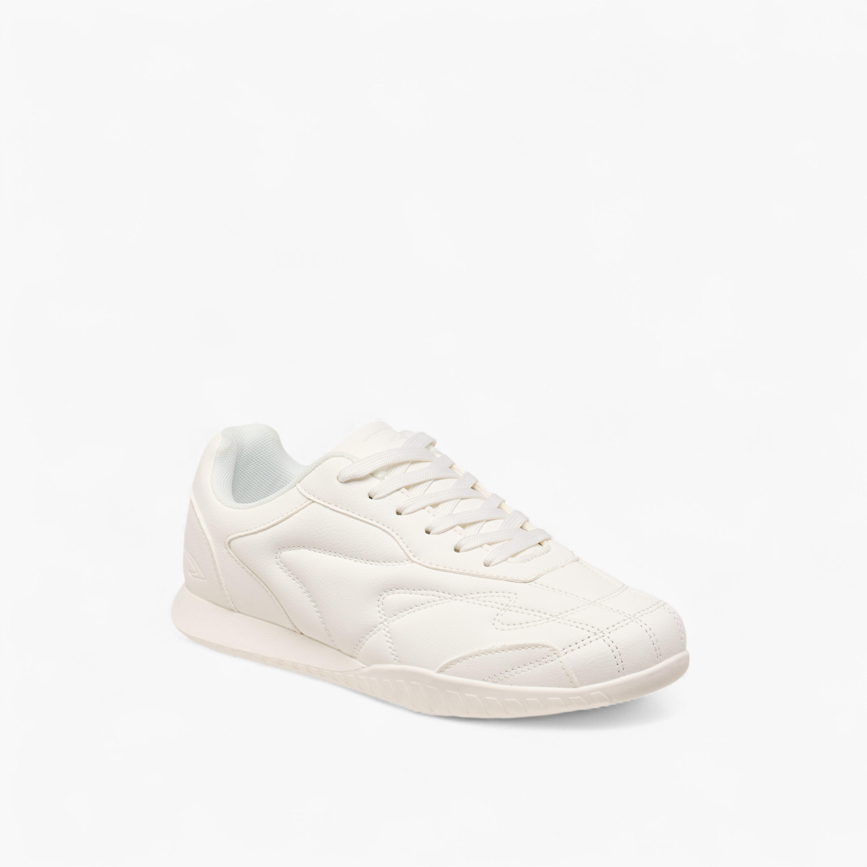 حذاء رياضي برباط إغلاق وتفاصيل شعار من داش-women-shoes-sports-image-4