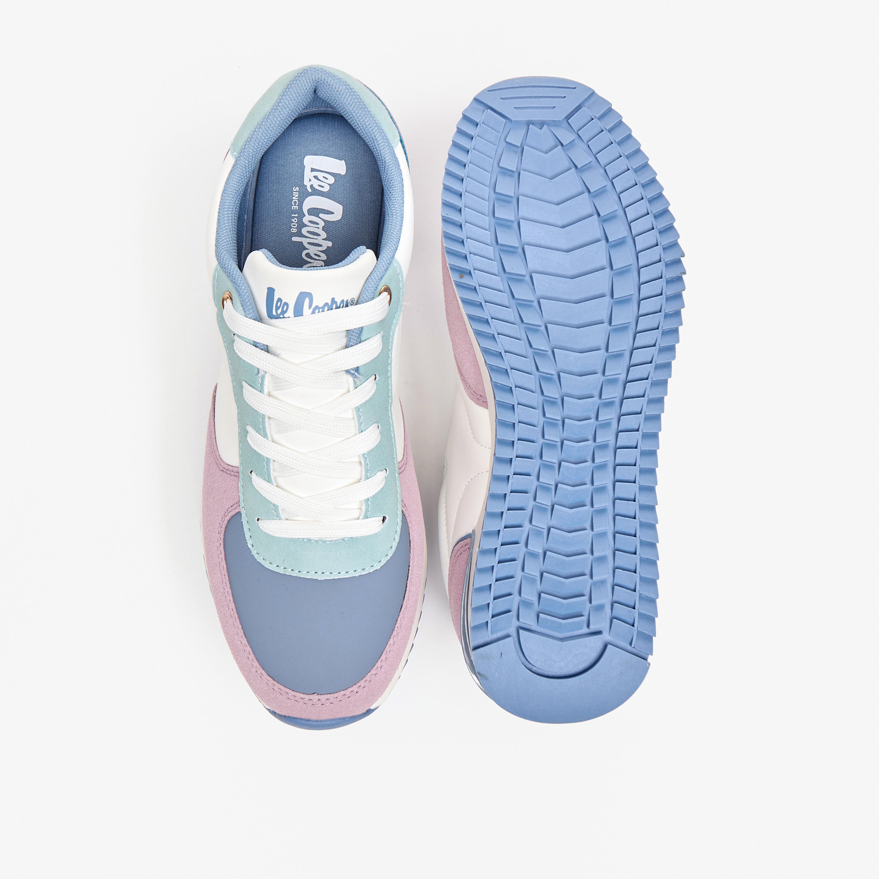 حذاء سنيكرز برباط إغلاق وألواح للنساء من لي كوبر-women-shoes-sneakers-image-14