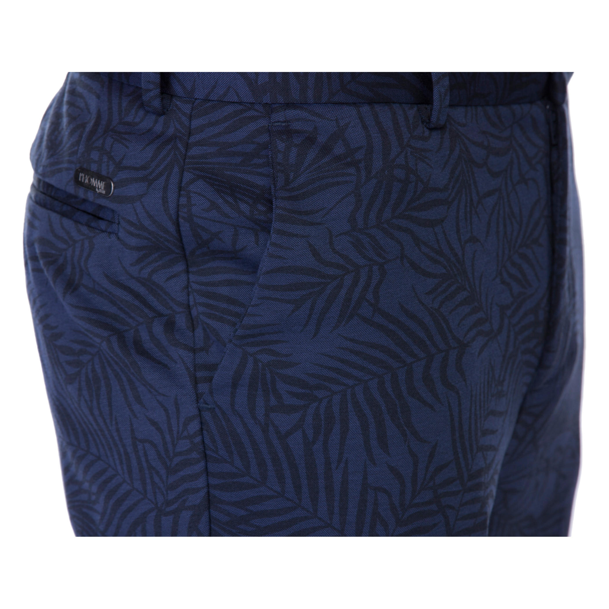 L'HOMME Printed Shorts-men-clothing-bottoms-shorts-image-4