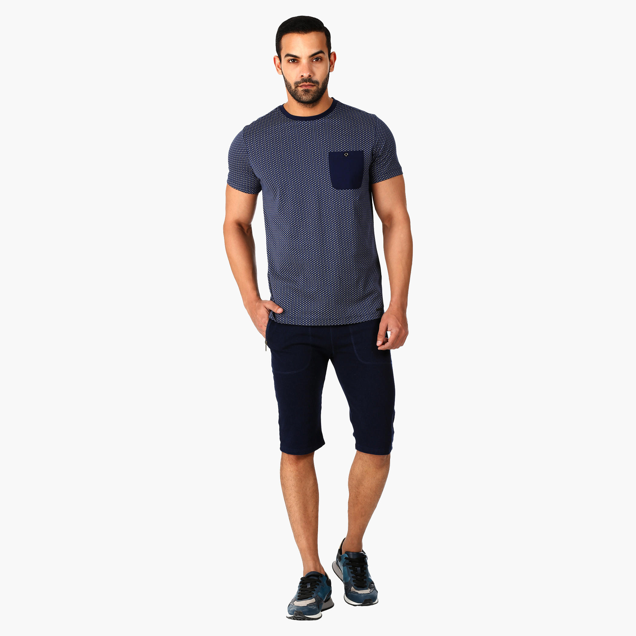 L'Homme Casual T-Shirt with Short Sleeves in Regular Fit-men-clothing-tshirtsandpolos-tshirts-image-5