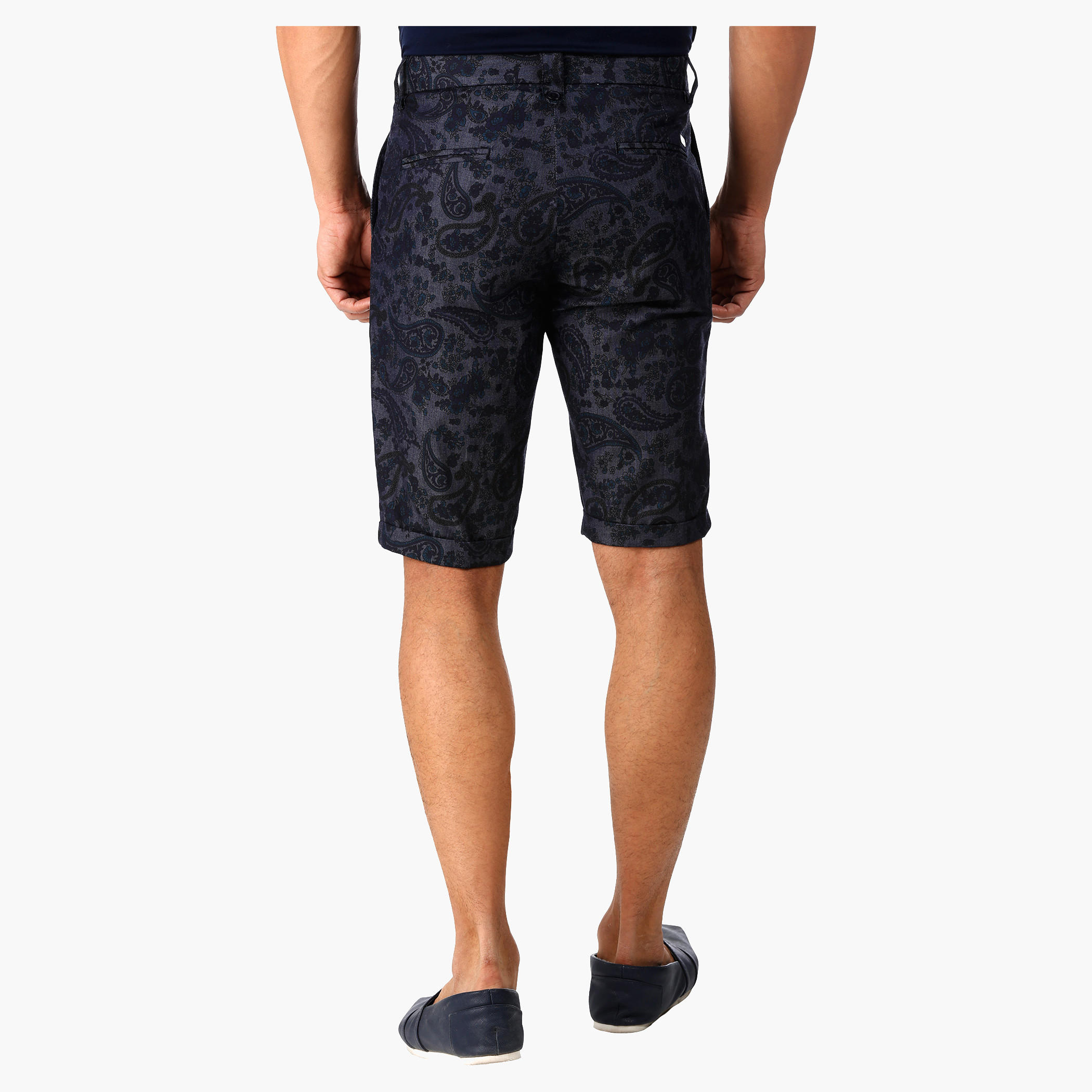 L'Homme Shorts with Paisley Print in Regular Fit-men-clothing-bottoms-shorts-image-2