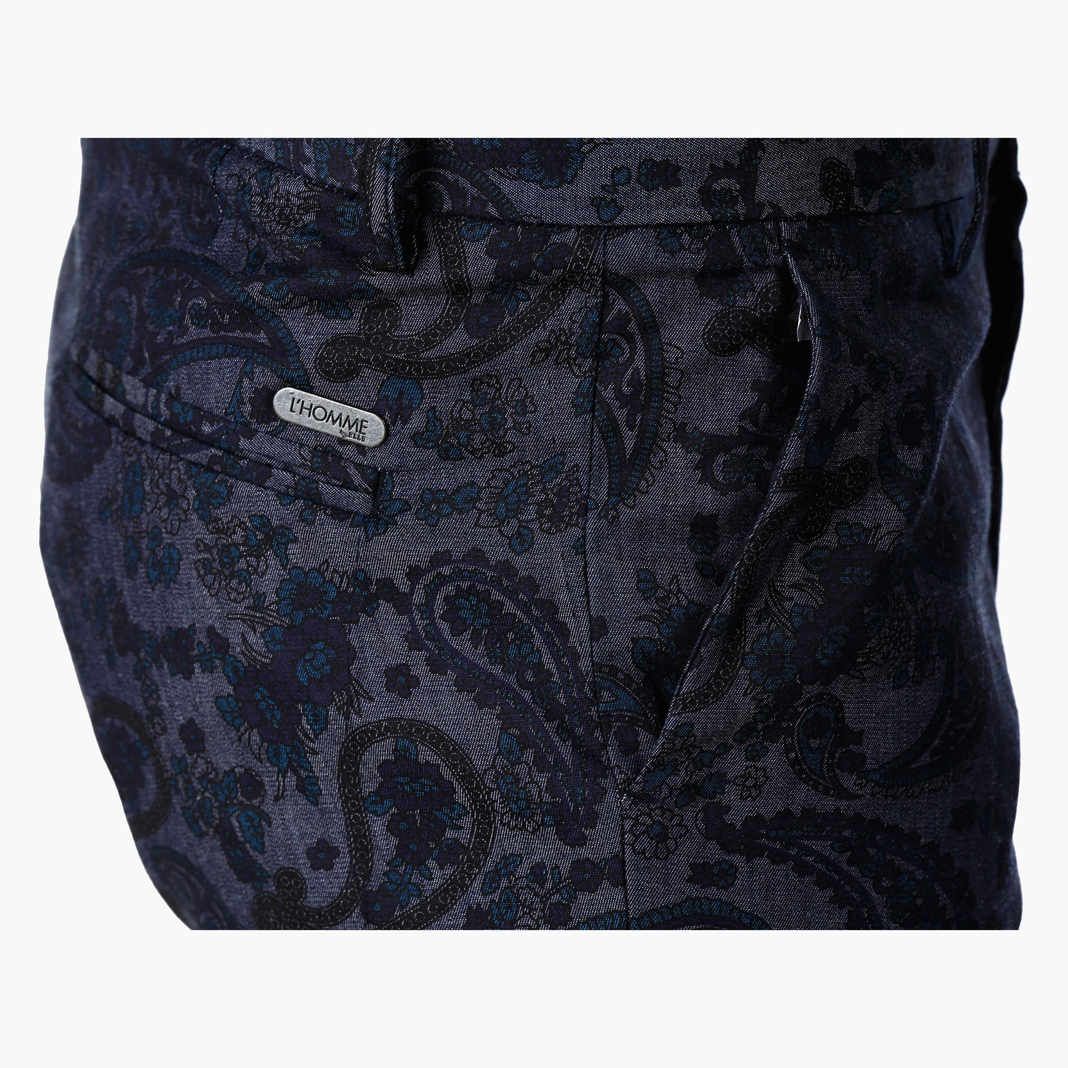 L'Homme Shorts with Paisley Print in Regular Fit-men-clothing-bottoms-shorts-image-4