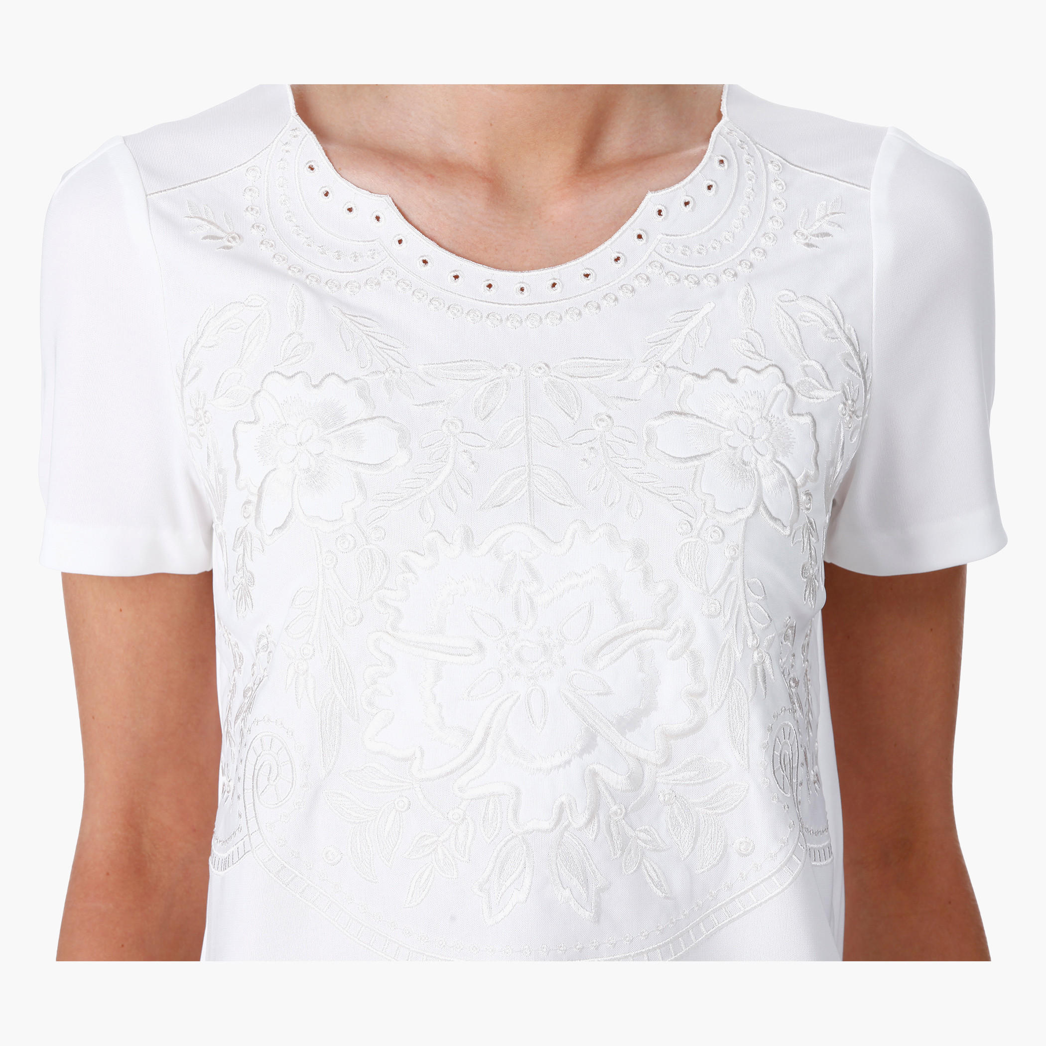 Elle Embroidered Top with Short Sleeves in Regular Fit-women-clothing-shirtsandblouses-blouses-image-4