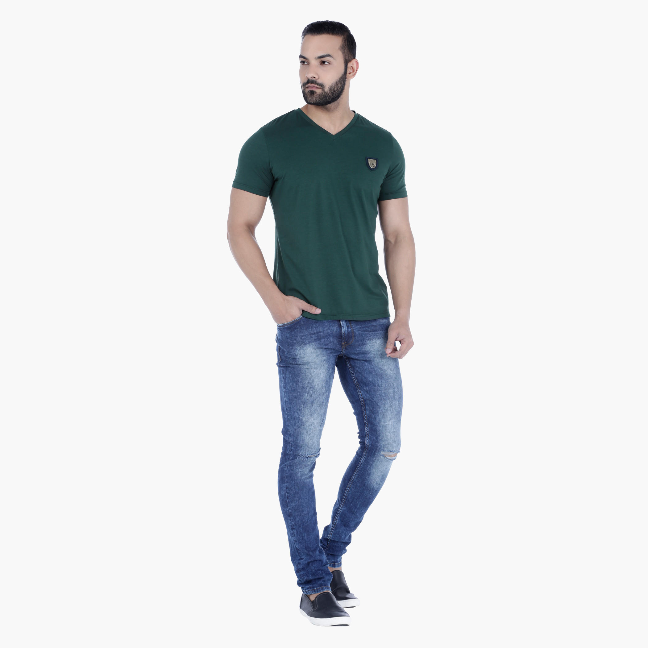 L'HOMME Badge T-Shirt with V-Neck and Short Sleeves-men-clothing-tshirtsandpolos-tshirts-image-5