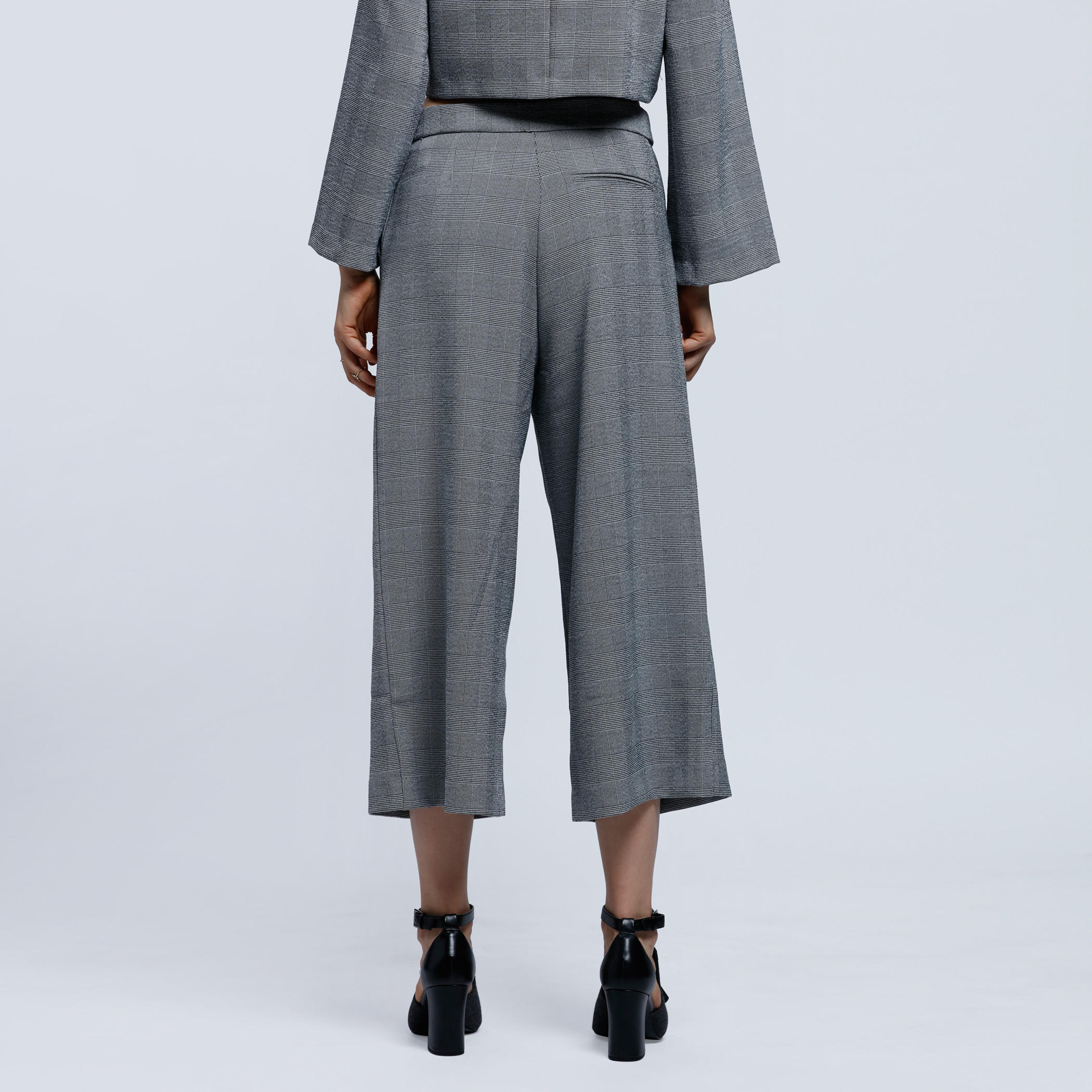 Elle Textured Culottes-women-clothing-bottoms-trousers-image-2