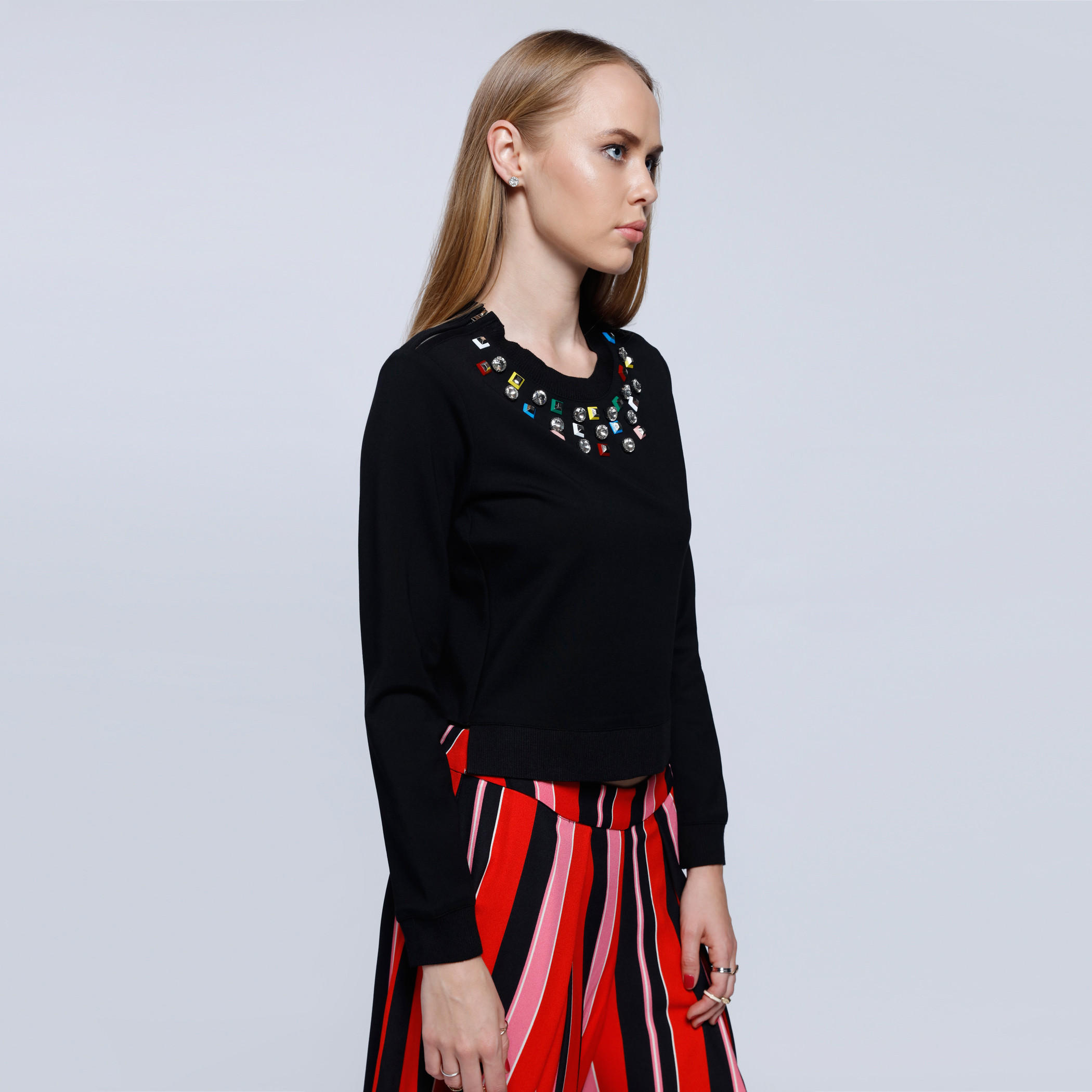Elle Embellished Sweatshirt with Round Neck and Long Sleeves-women-winterwear-hoodiesandsweatshirts-sweatshirts-image-3