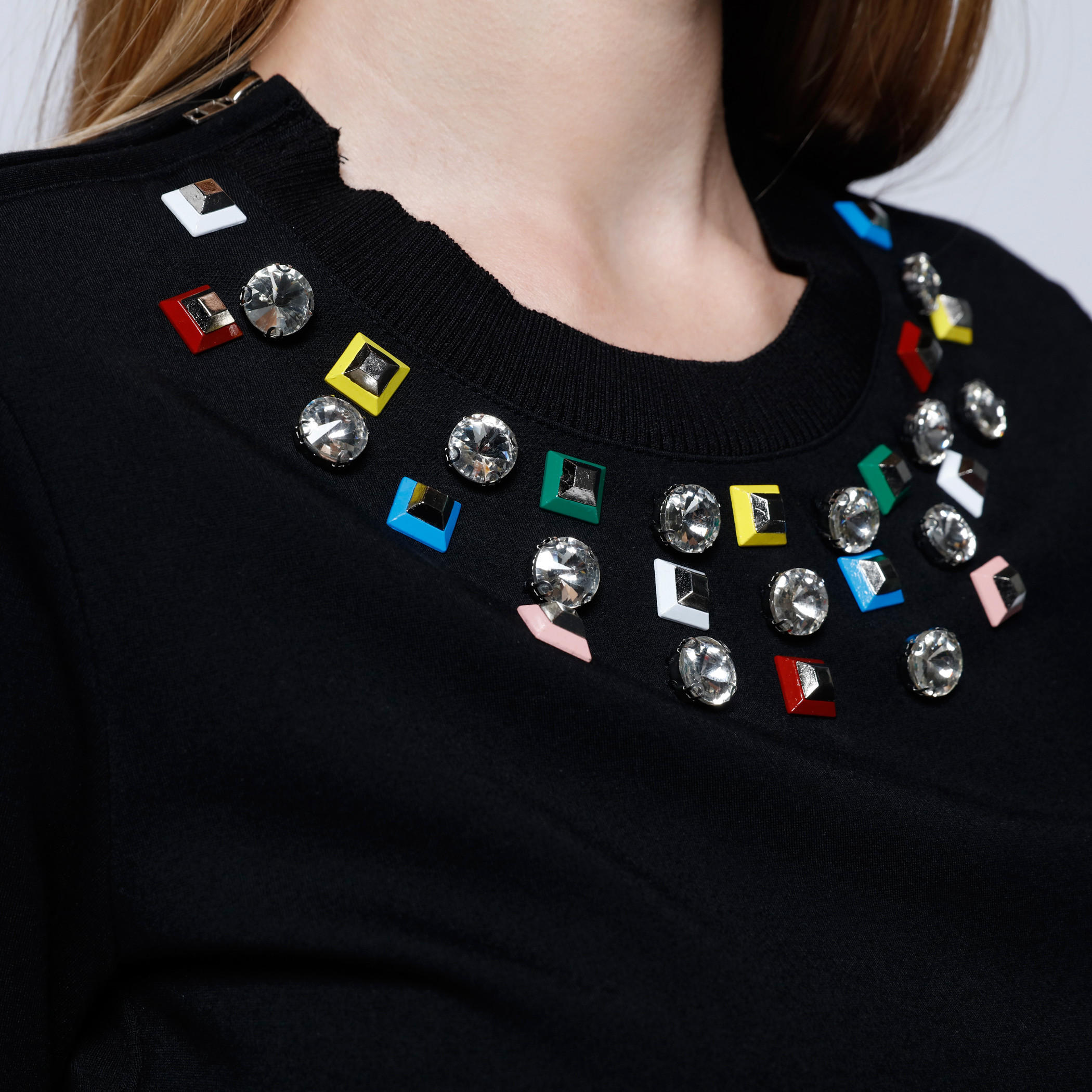 Elle Embellished Sweatshirt with Round Neck and Long Sleeves-women-winterwear-hoodiesandsweatshirts-sweatshirts-image-4