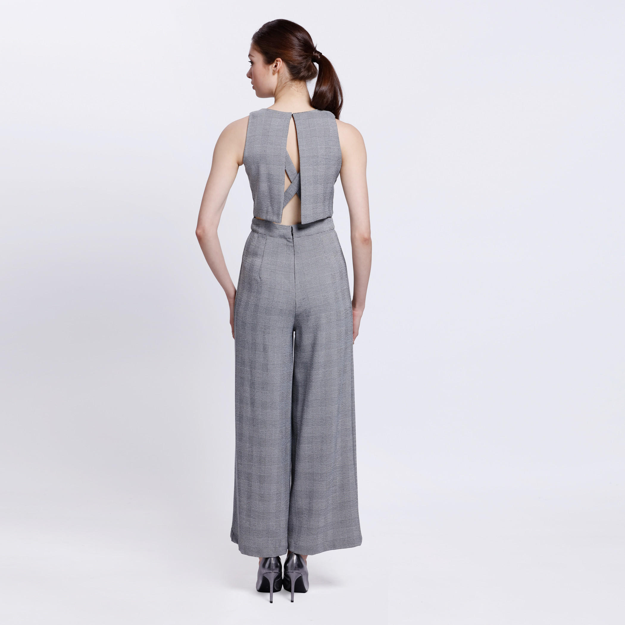 Textured Sleeveless Jumpsuit with Strap Back-women-clothing-jumpsuits-image-2