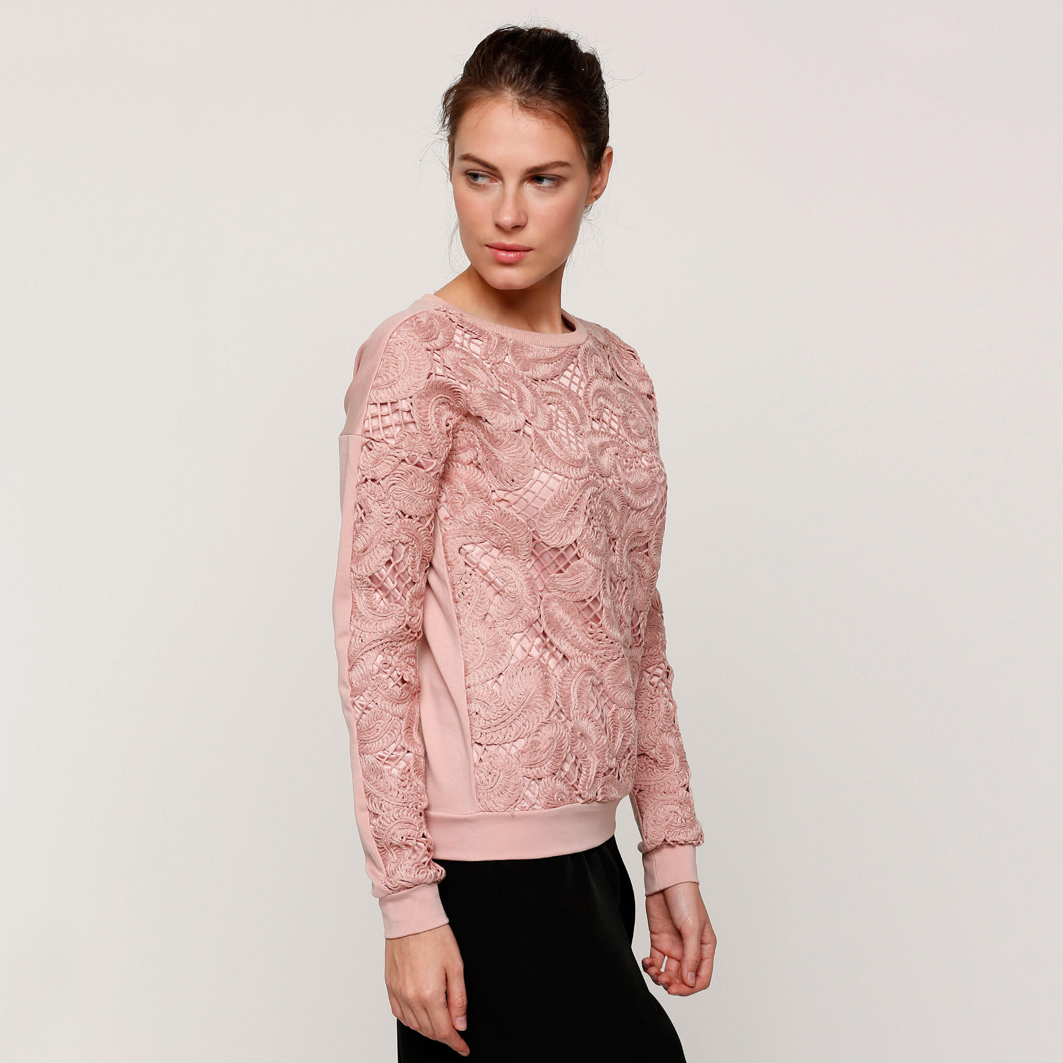 كنزة مطرزة بياقة مستديرة وأكمام طويلة من إيل-women-clothing-cardigansandjumpers-jumpers-image-3