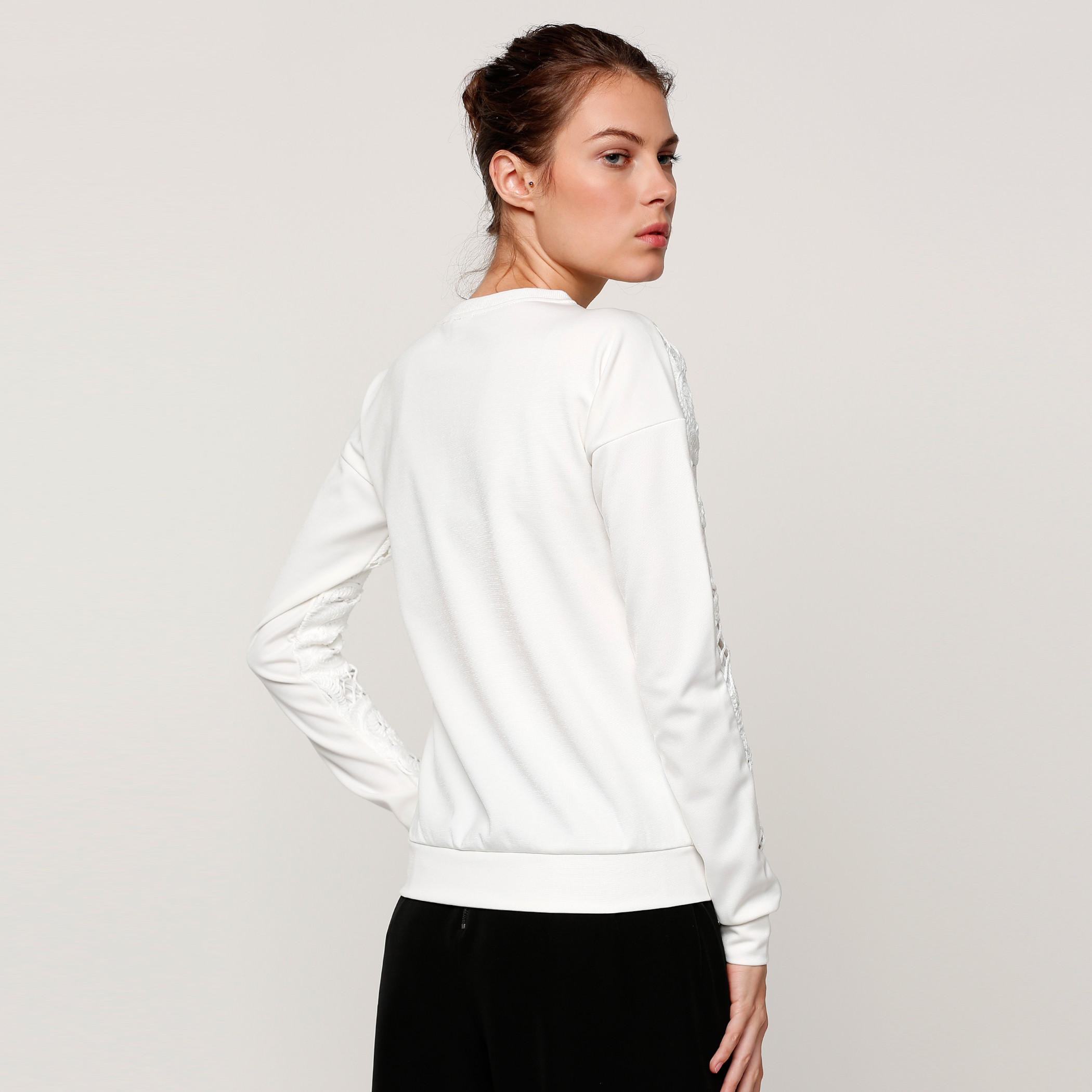 كنزة مطرزة بياقة مستديرة وأكمام طويلة من إيل-women-clothing-cardigansandjumpers-jumpers-image-7
