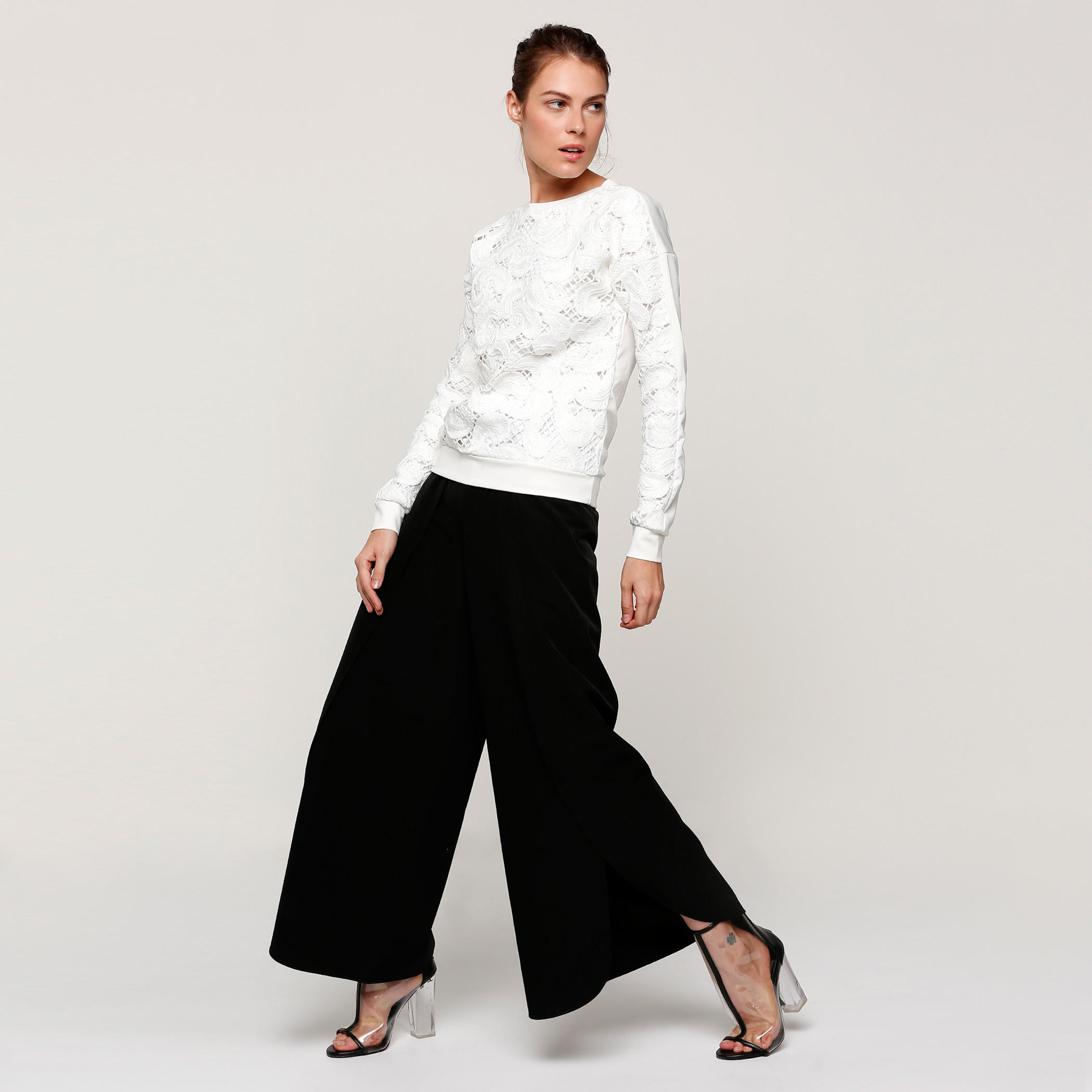 كنزة مطرزة بياقة مستديرة وأكمام طويلة من إيل-women-clothing-cardigansandjumpers-jumpers-image-10