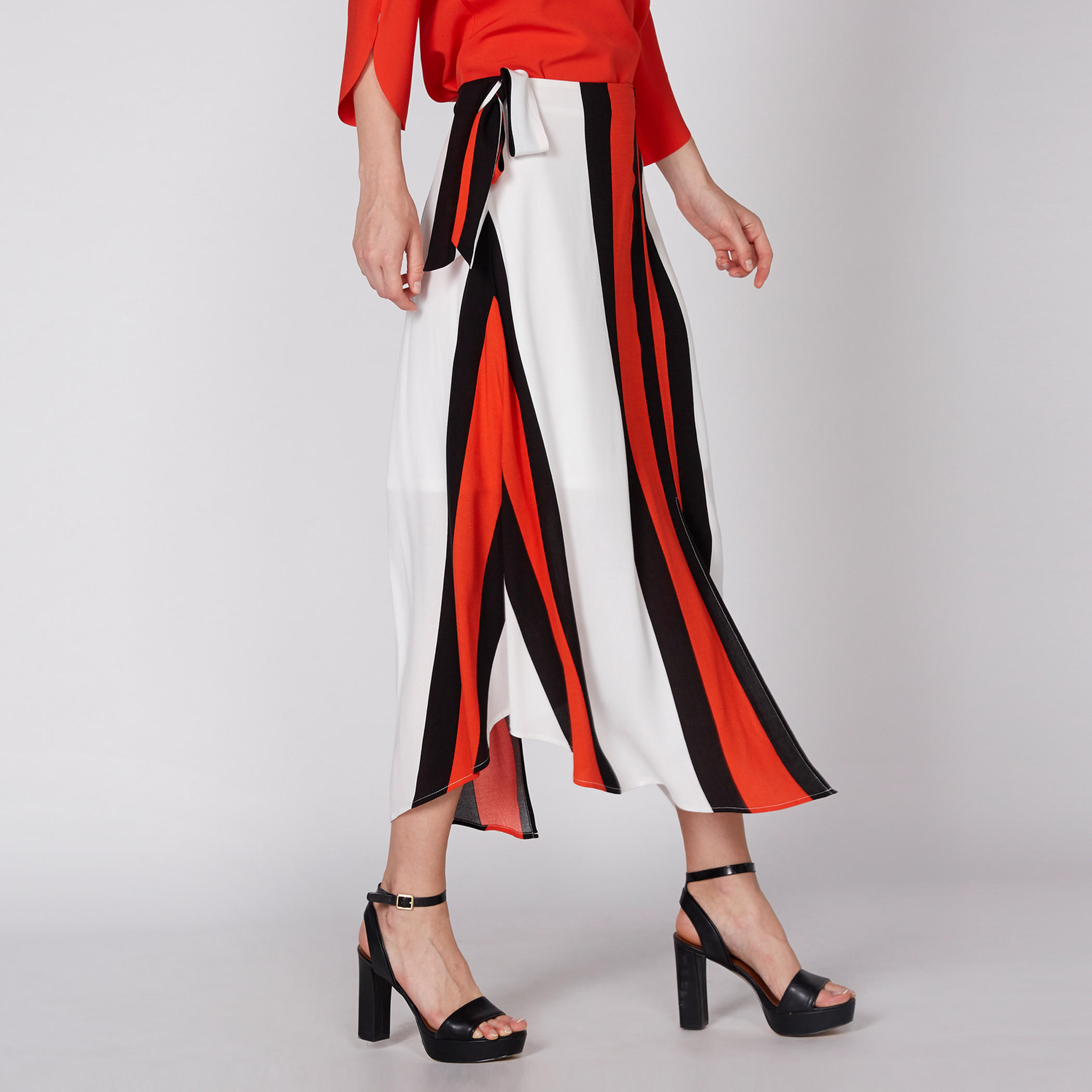 تنورة ماكسي مقلّمة برباط إغلاق من إيل-women-clothing-bottoms-skirts-image-2