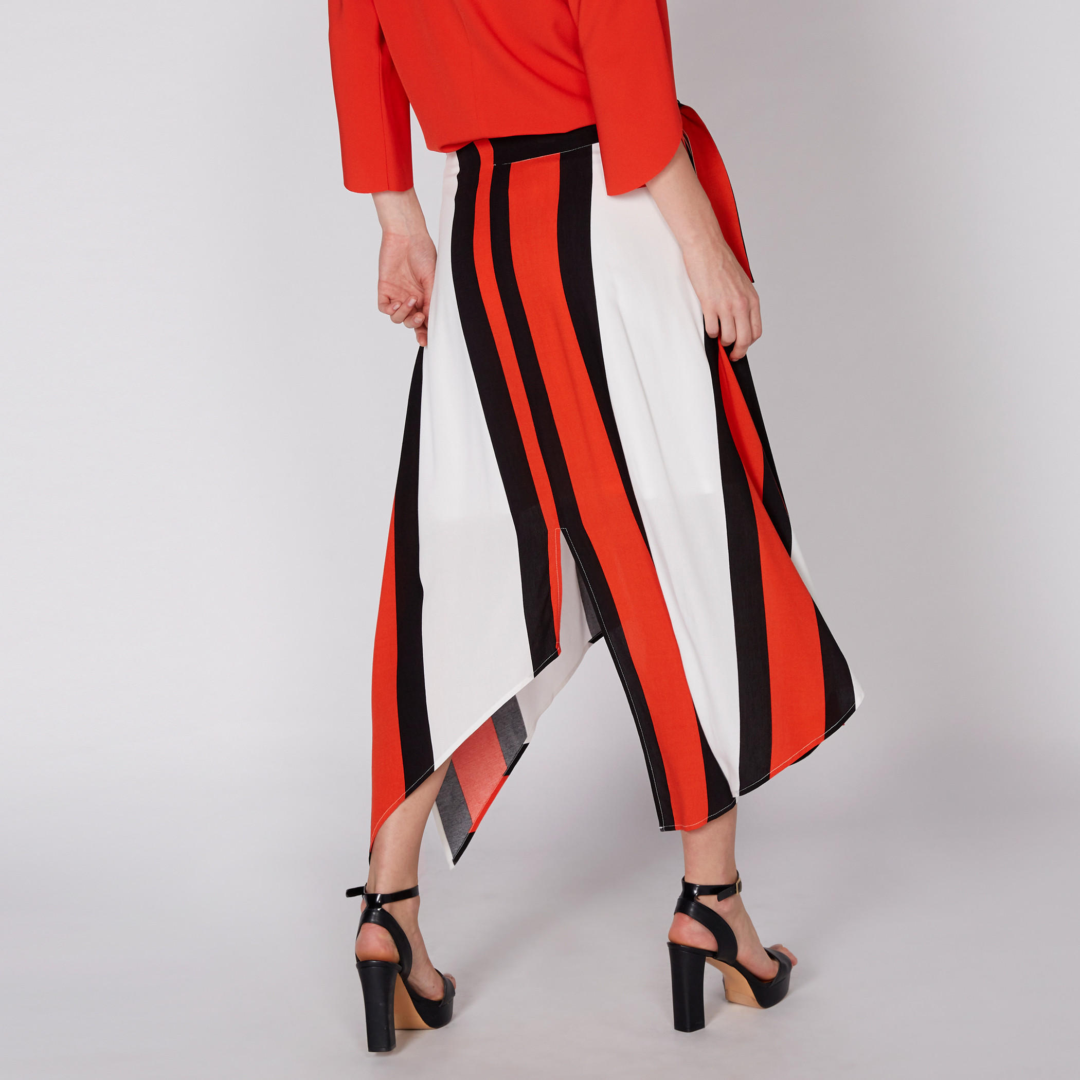 تنورة ماكسي مقلّمة برباط إغلاق من إيل-women-clothing-bottoms-skirts-image-4