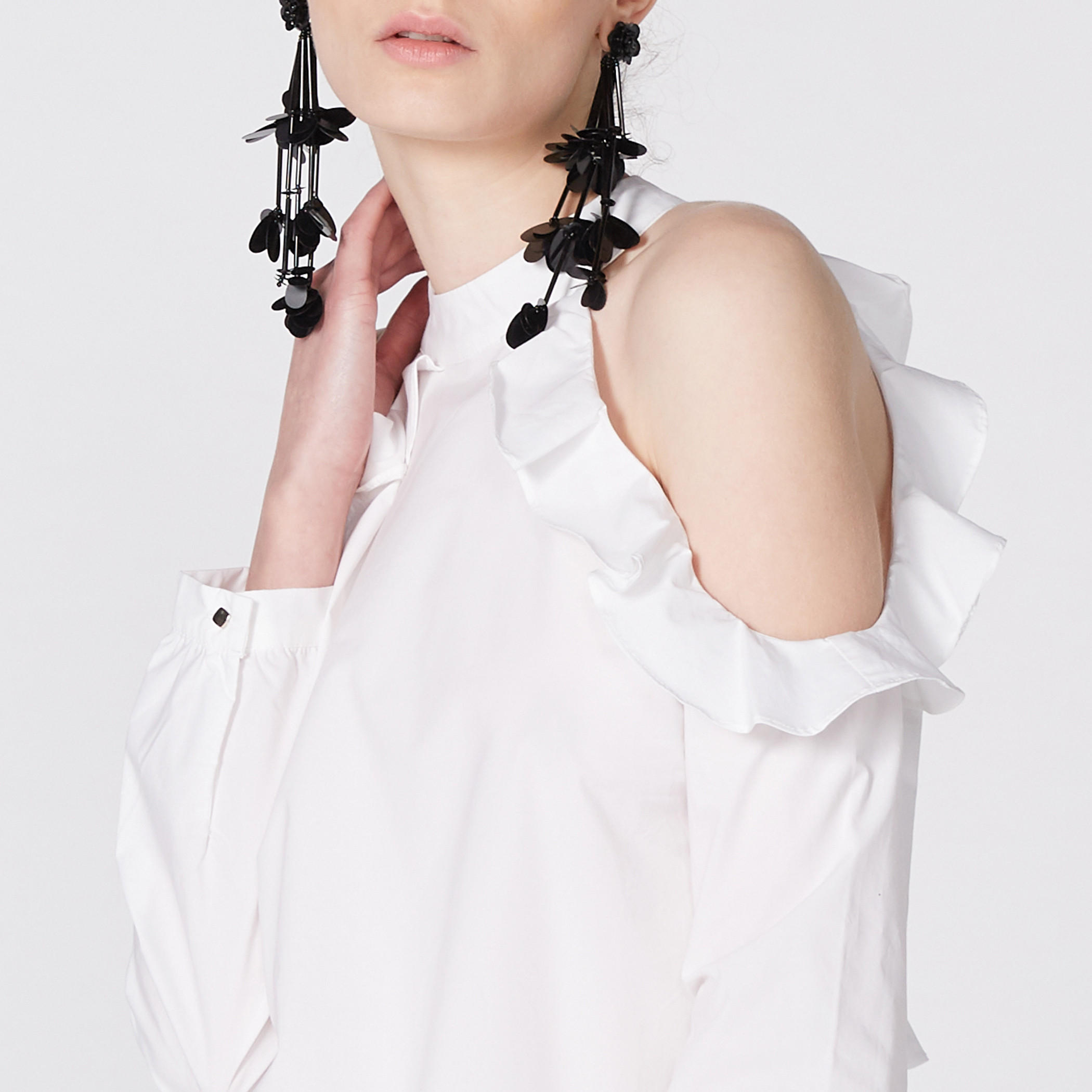 بلوزة بياقة مستديرة وأكمام طويلة مكشوفة الأكتاف من إيل-women-clothing-shirtsandblouses-blouses-image-3
