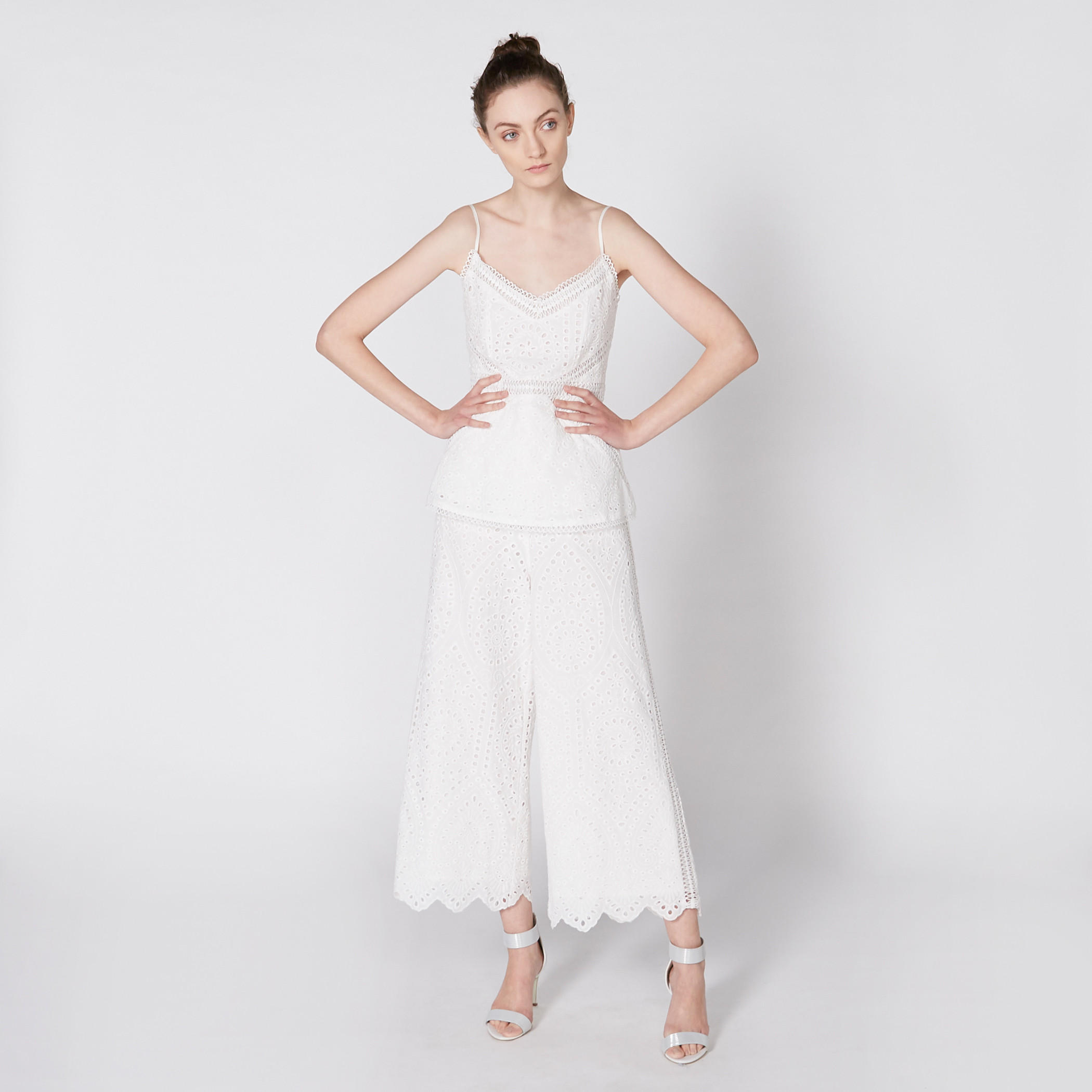 بنطال بالازو طويل بتفاصيل شيفلي-women-clothing-bottoms-trousers-image-4